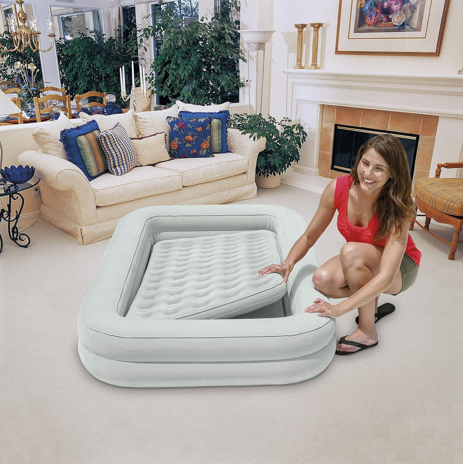 Intex 66810EP Inflatable Kidz Travel Bed Set: Includes Hand Pump and Carry Bag &ndash; Removable Mattress &ndash; Quick Inflation &ndash; Indoor Use &ndash; 28" X 52 X 4 image number 3