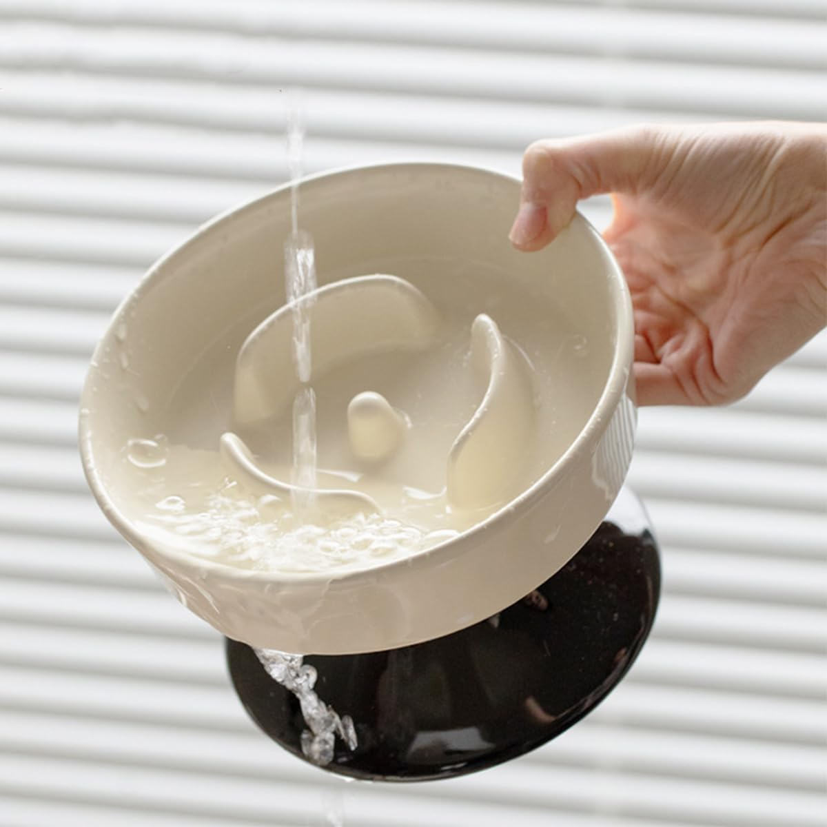 Ceramic Slow Feeder Cat Bowl, Raised Puzzle Feeder, anti Vomiting Cat Slow Feeder, Elevated Food Bowl, Whisker Friendly Cat Bowl (Green,White)