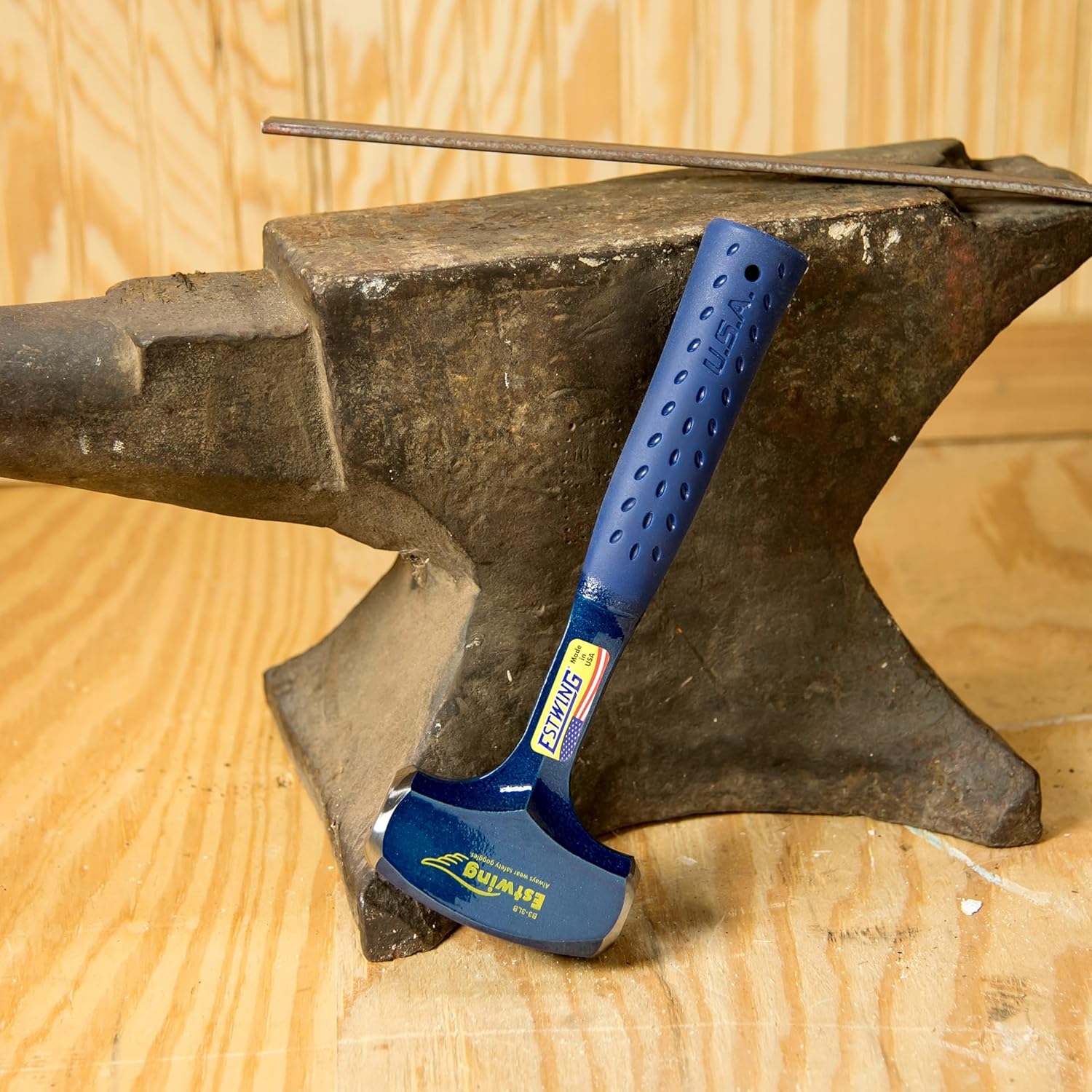 Estwing B3-4LB 4-Pound Drilling/Crack Hammer 11.5-Inch Handle & Shock Reduction Grip image number 4