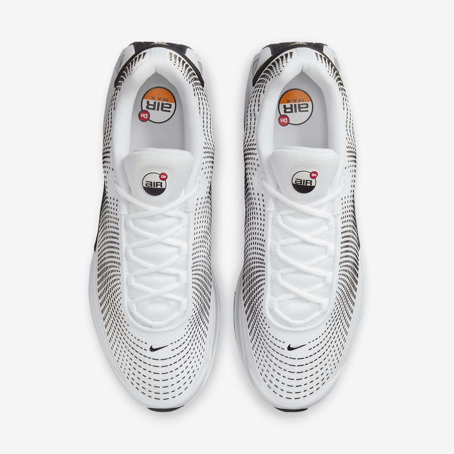 NIKE Men'S Air Max Dn Sneaker image number 2