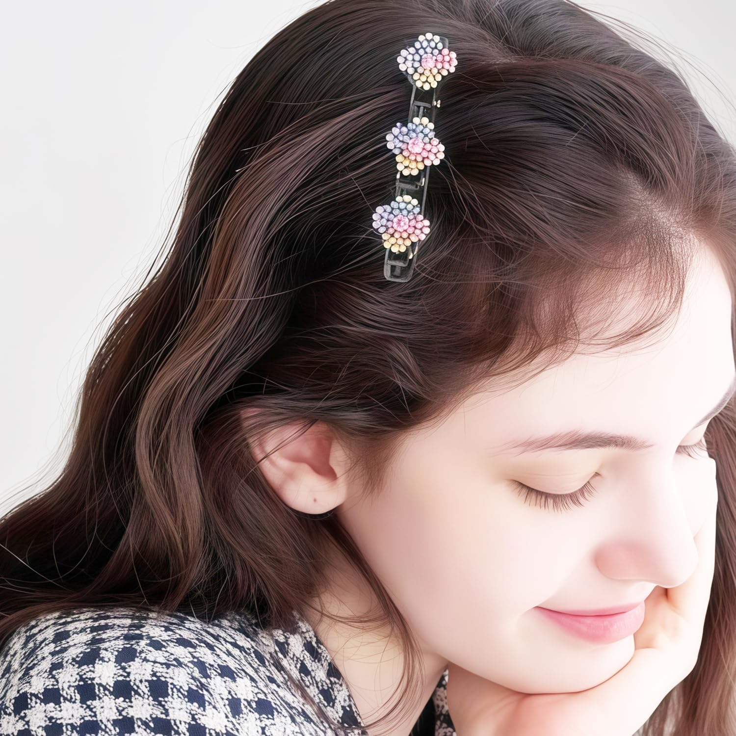 Pack of 4 Five Leaf Clover Hair Clips, Hair Clips, Flowers, Crystal Hair Accessories, Women Braided Hair Clip, Girls, Create a Variety of Stylish Hairstyles image number 1