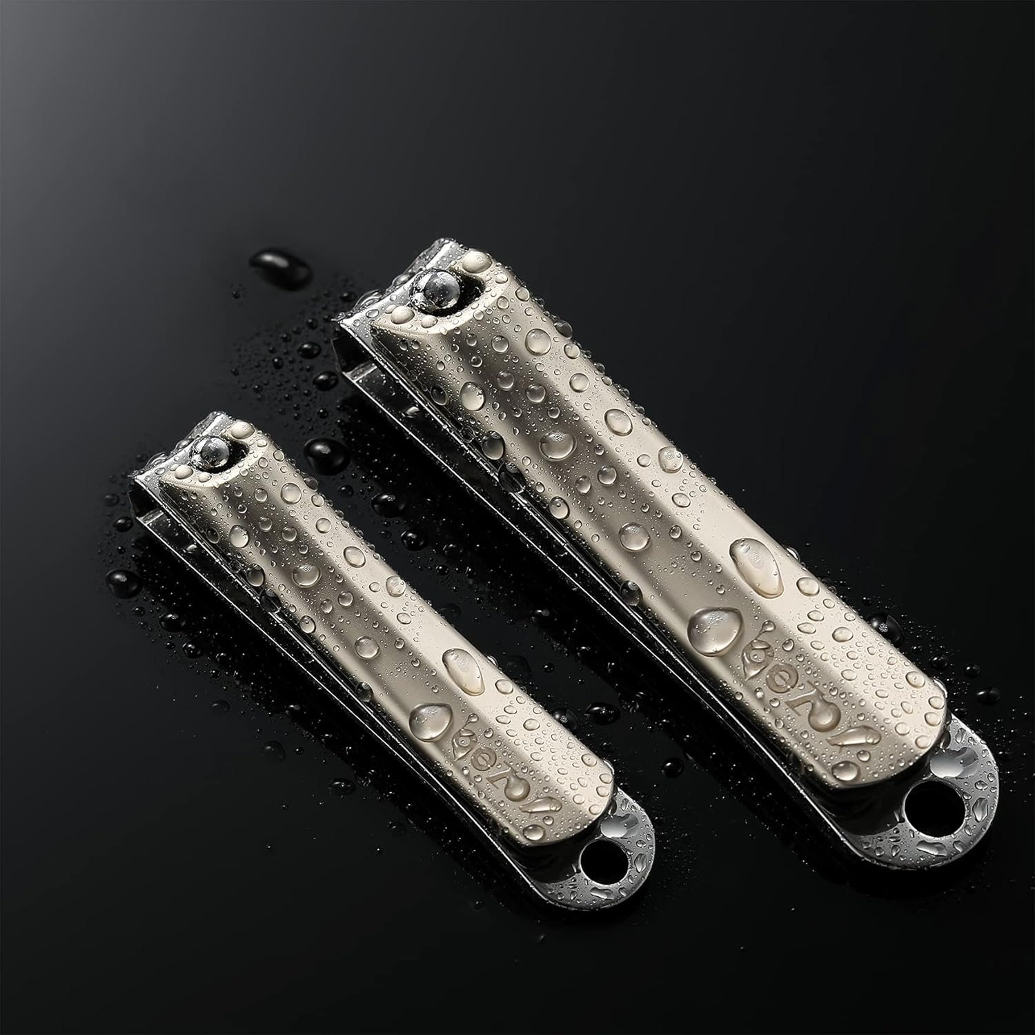 BEZOX Set of 2 Nail Clippers for Fingernail & Toenail - Nail Clipper Fingernail Clippers (Dermatologist Developed) Suitable for All Nail Types image number 3