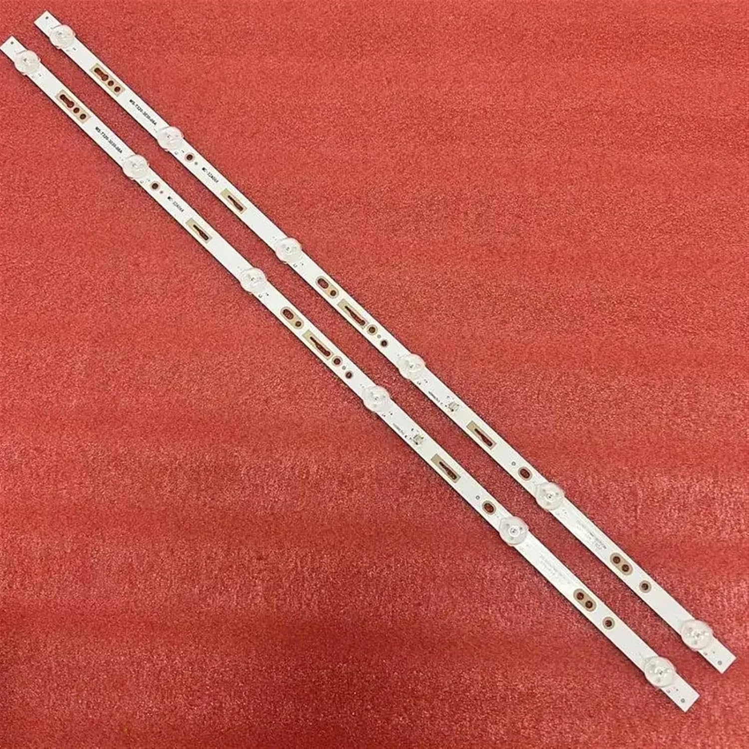 LED Backlight Strip for H.YUN/DAI S32A TV MC-32A06X LED32T2 2A/3210 MS-T320-3030-08A