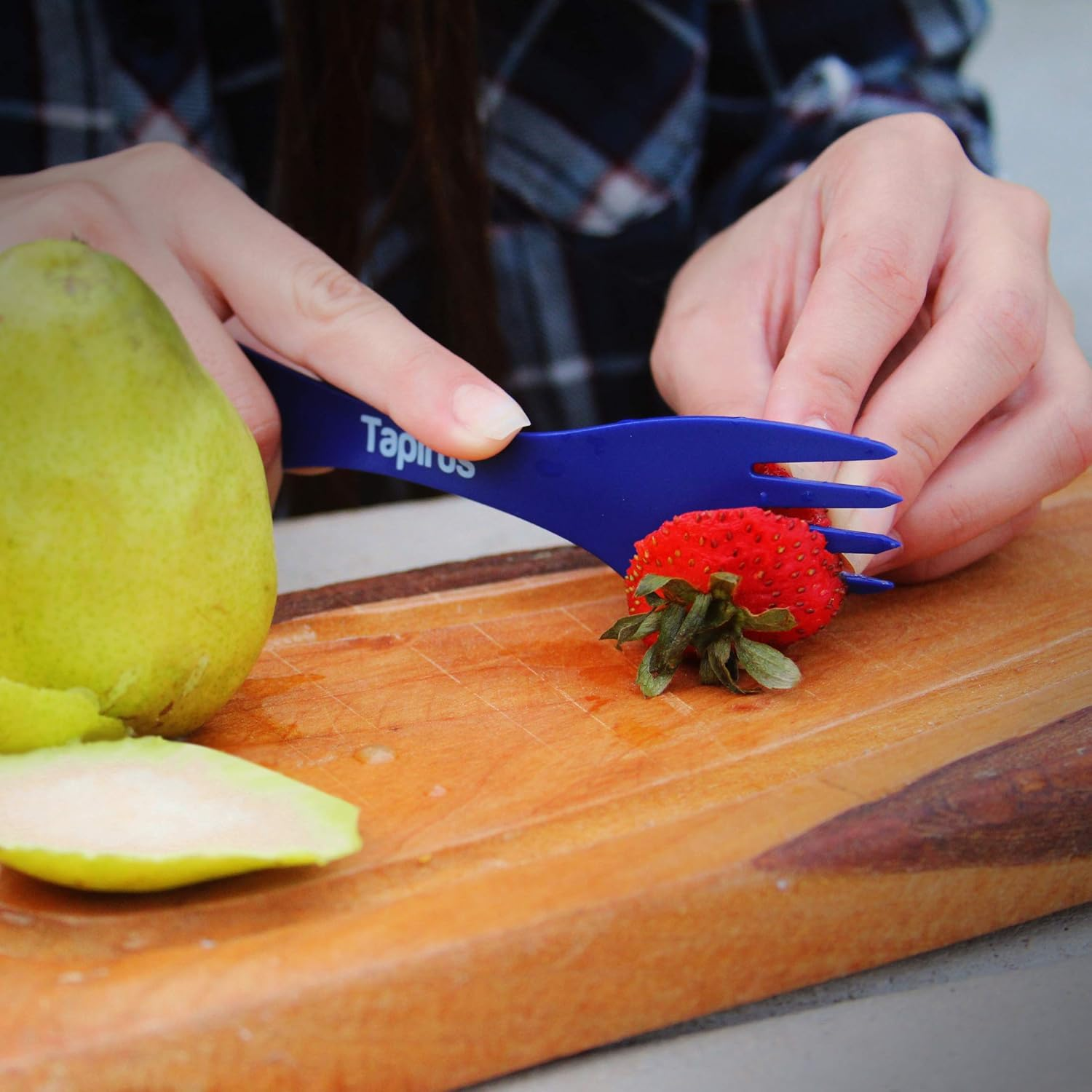 Tapirus Spork to Go V8 Set | 8 Colorful Durable & BPA Free Tritan Sporks | Spoon Fork & Knife Combo Utensils Flatware Mess Kit for Camping & Outdoor Activities | with Bottle Opener & Carrying Case image number 5