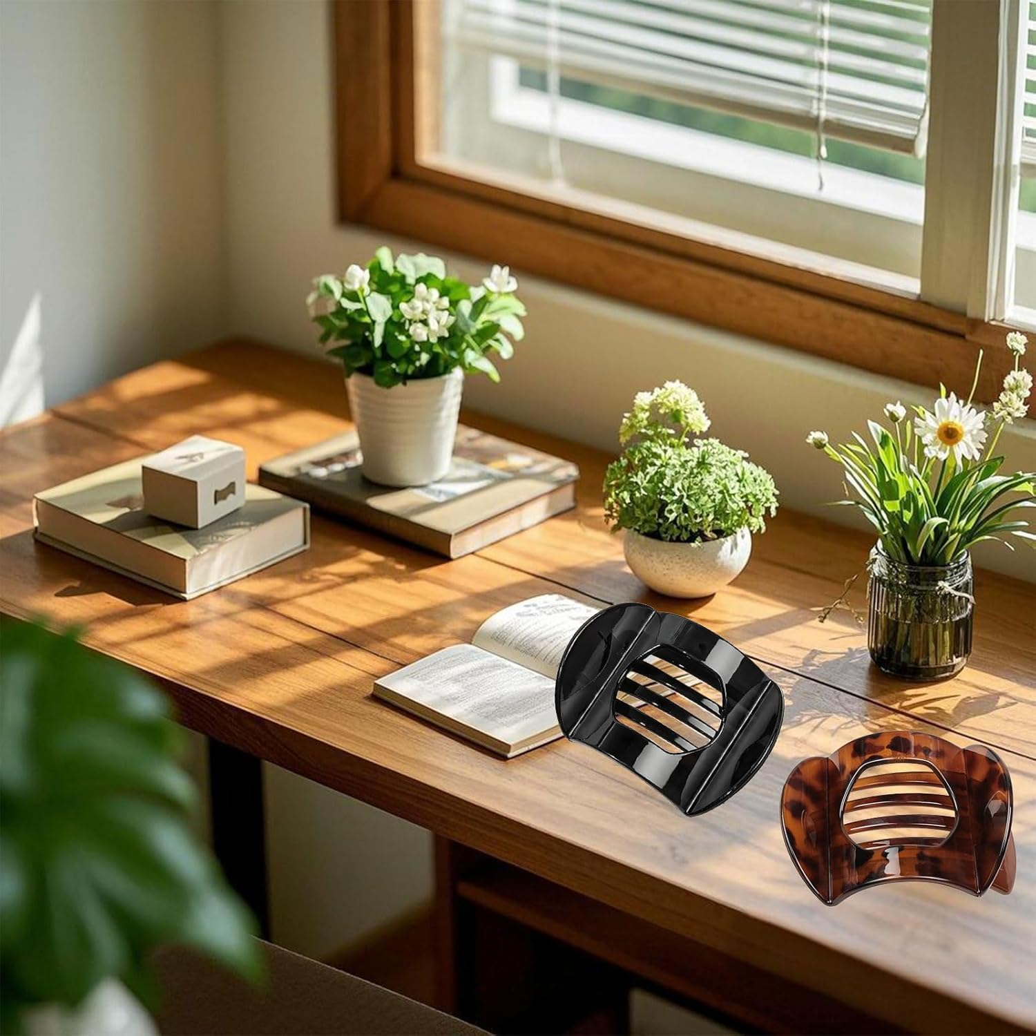 MYTOAU 2 PCS Claw Clips Flat Hair Clips for Women Large Hair Clips Flat Claw Clips for Women Duckbill Hair Clips Cute Hair Accessories for Women Girls for Styling Thick Thin Hair Barrettes Pins image number 4