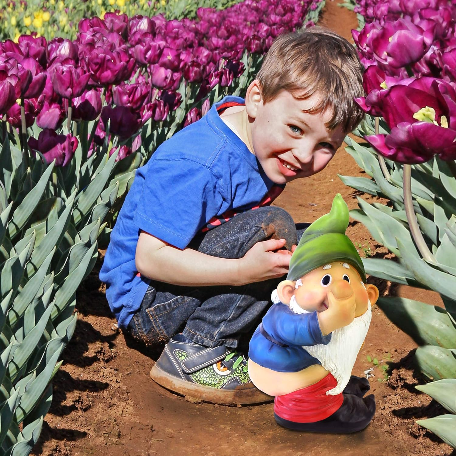 Design Toscano Stinky the Garden Gnome Statue image number 1