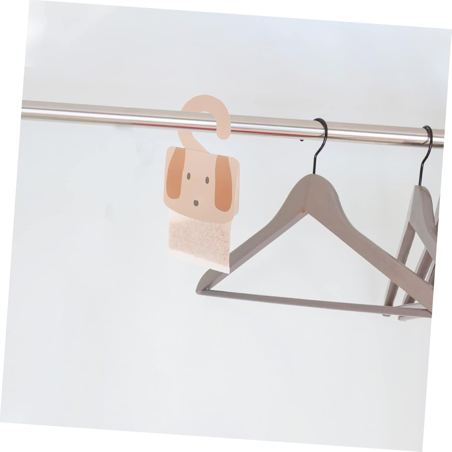 Yardenfun 3Pcs Fragrant Sachets for Wardrobe and Cars Lasting Incense Bags for Home and Travel Multi-Purpose Scented Fresheners for Closets and Suitcases image number 3