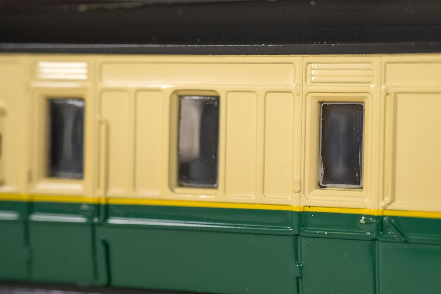 RS,HO, GORDON'S Express Brake Coach image number 2