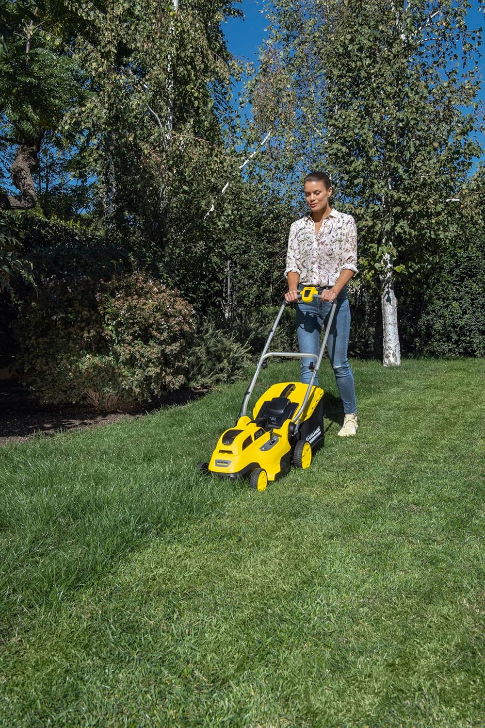 Karcher LMO 18-36 18V Battery Powered Lawn Mower image number 3