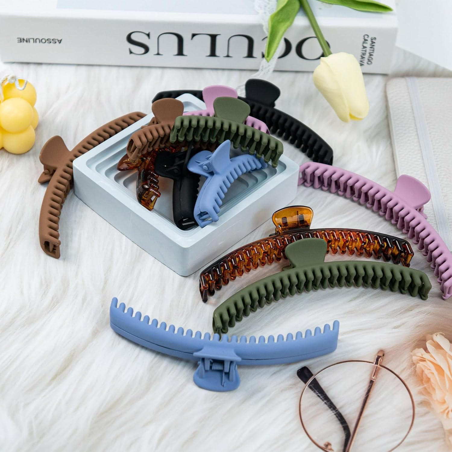 12 Pcs Hold Everything Hair Claw Clips, 4.7 Inch and 2.5 Inch Claw Clips Set for Thick ，Thin ，Straight and Curly Hair, Strong Clip Non-Slip 6 Colors Double Row Teeth Hair Claw Clips (Colorful) image number 4