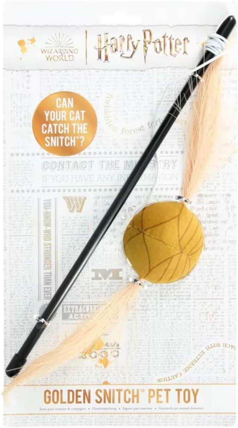 Paladone Harry Potter Catch the Snitch Cat Toy &ndash; Officially Licensed Golden Snitch Pet Toy, Interactive Cat Toy for Wizarding World Fans and Pet Owners