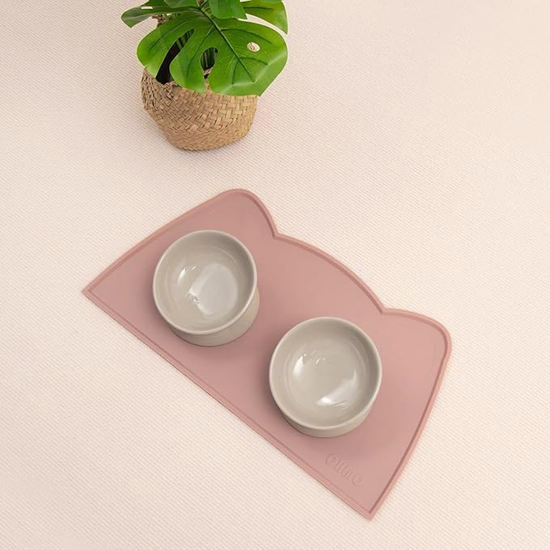 OHMO Cat Food Mat, Silicone Waterproof Dog Food Mat, Non-Skid Spill Proof Pet Feeding Mat for Food and Water, Easy to Clean Dog Placemat(Coral, 46 * 25Cm) image number 6