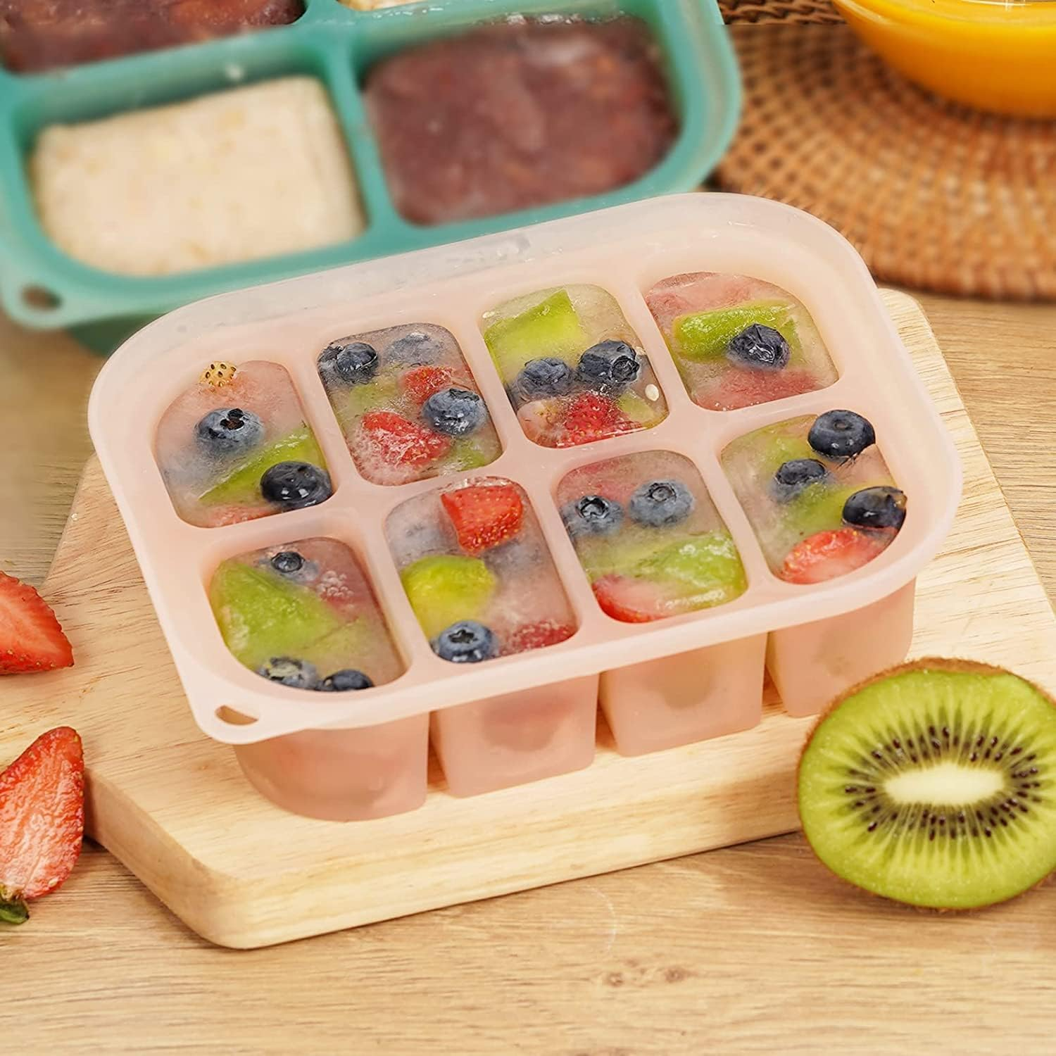 Haakaa Silicone Freezer Tray,Ice Cube Trays with Lid,Perfect for Baby Food and Breast Milk Freezer, Vegetable & Fruit Purees,8 X 1.4 Oz, Blush - Pea Green image number 7