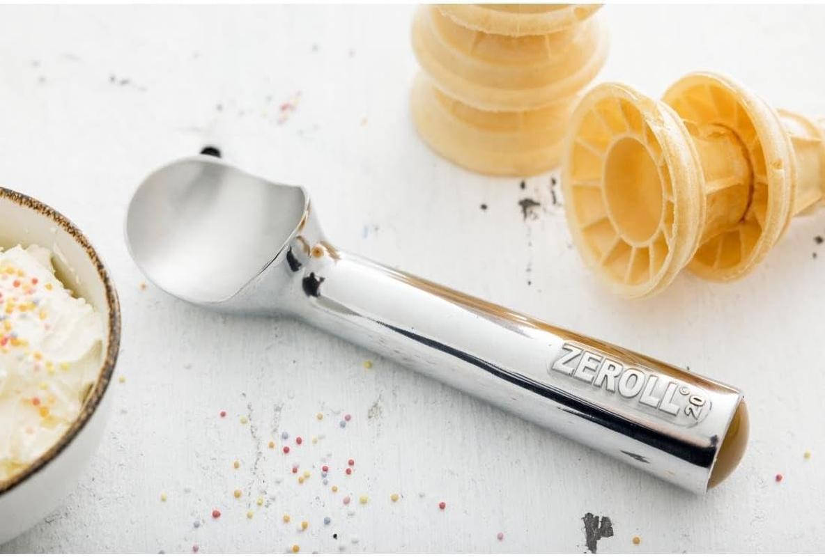 Zeroll Ice Cream Scoop - Size 20 Silver Cap - Gold image number 3