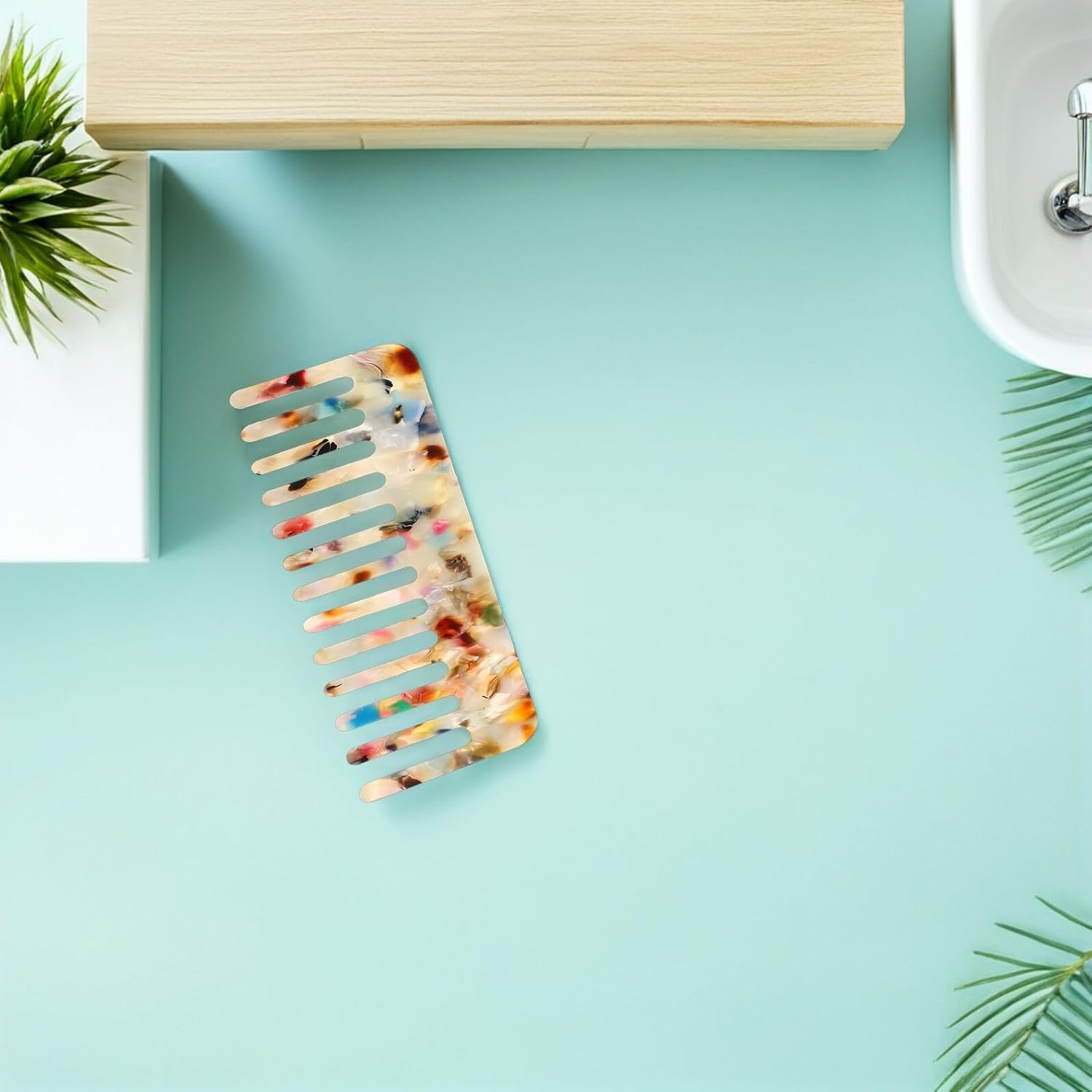 MALUGOGO 4Pcs Anti-Static Acetate Wide Tooth Comb Set Thick Tooth Detangler Combs for Women French Style Salon Hair for Styling and Massage image number 2