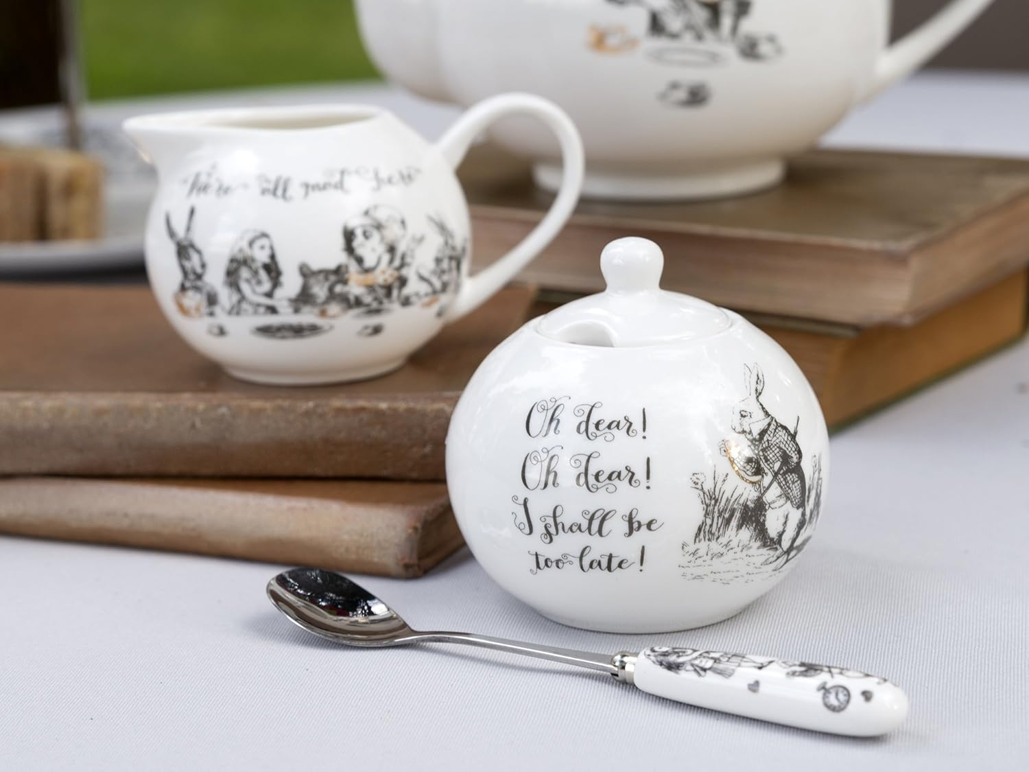 V&A Alice in Wonderland Fine China Milk Jug and Sugar Bowl Set with Decorative Illustrations (2 Pieces) - White, 18 X 7.5 X 7 Cm image number 1