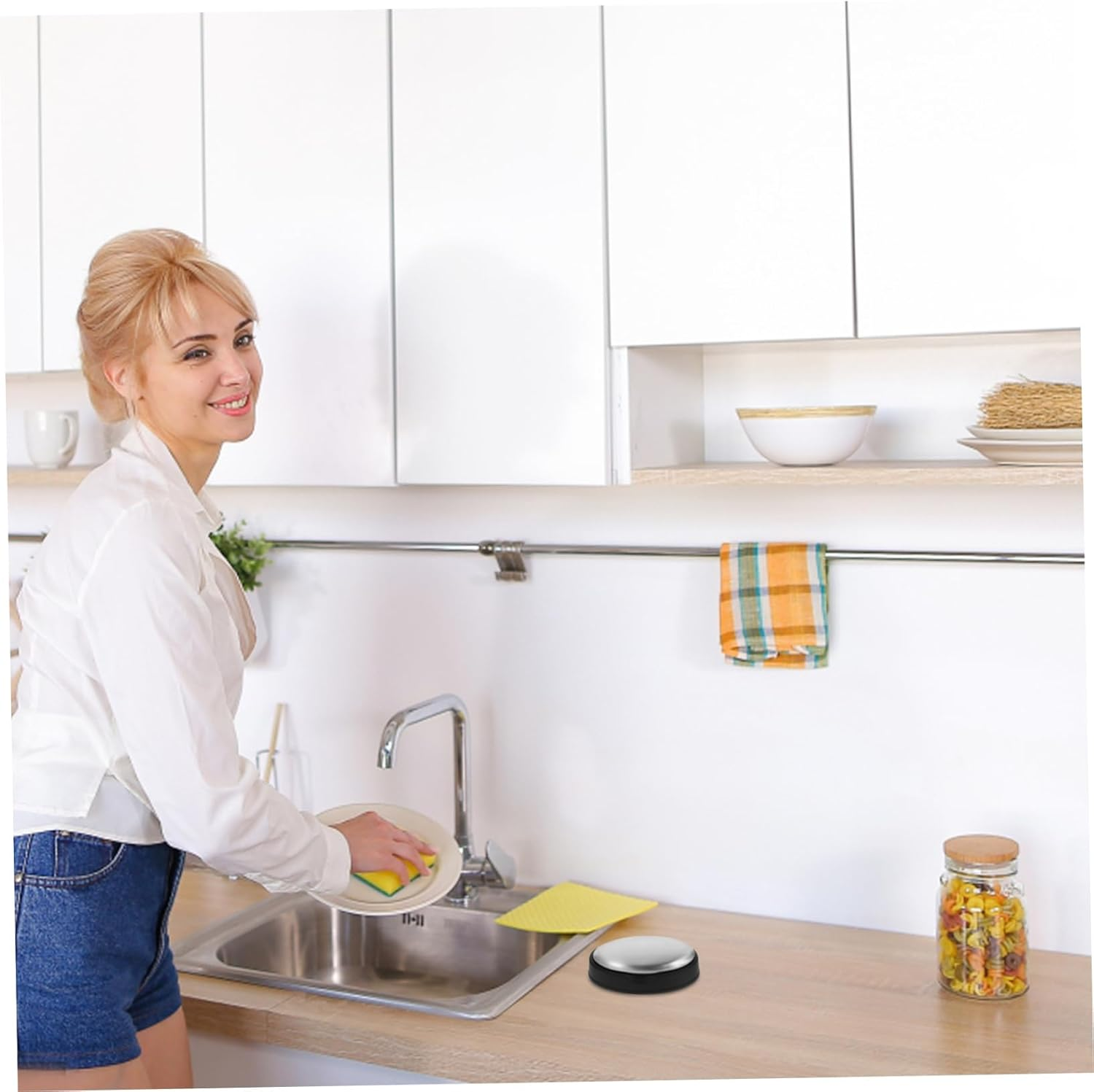 Stainless Steel Odor Remover Soap Bar Oval 304 Metal Soap with Base Kitchen Deodorizer for Removing Garlic Fish Onion Smells Home Cooking Use image number 4