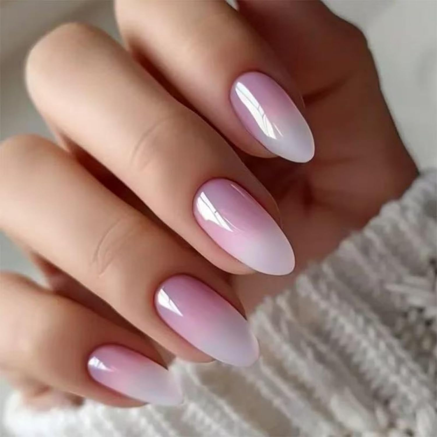 KAVI' S 24Pcs French Tip Stick on Nails Light Color Press on Nails Nude Pink Gradient Glitter Fake Nail Short Almond Acrylic False Nails Jerry Glue for Women Girls Nail Art image number 3