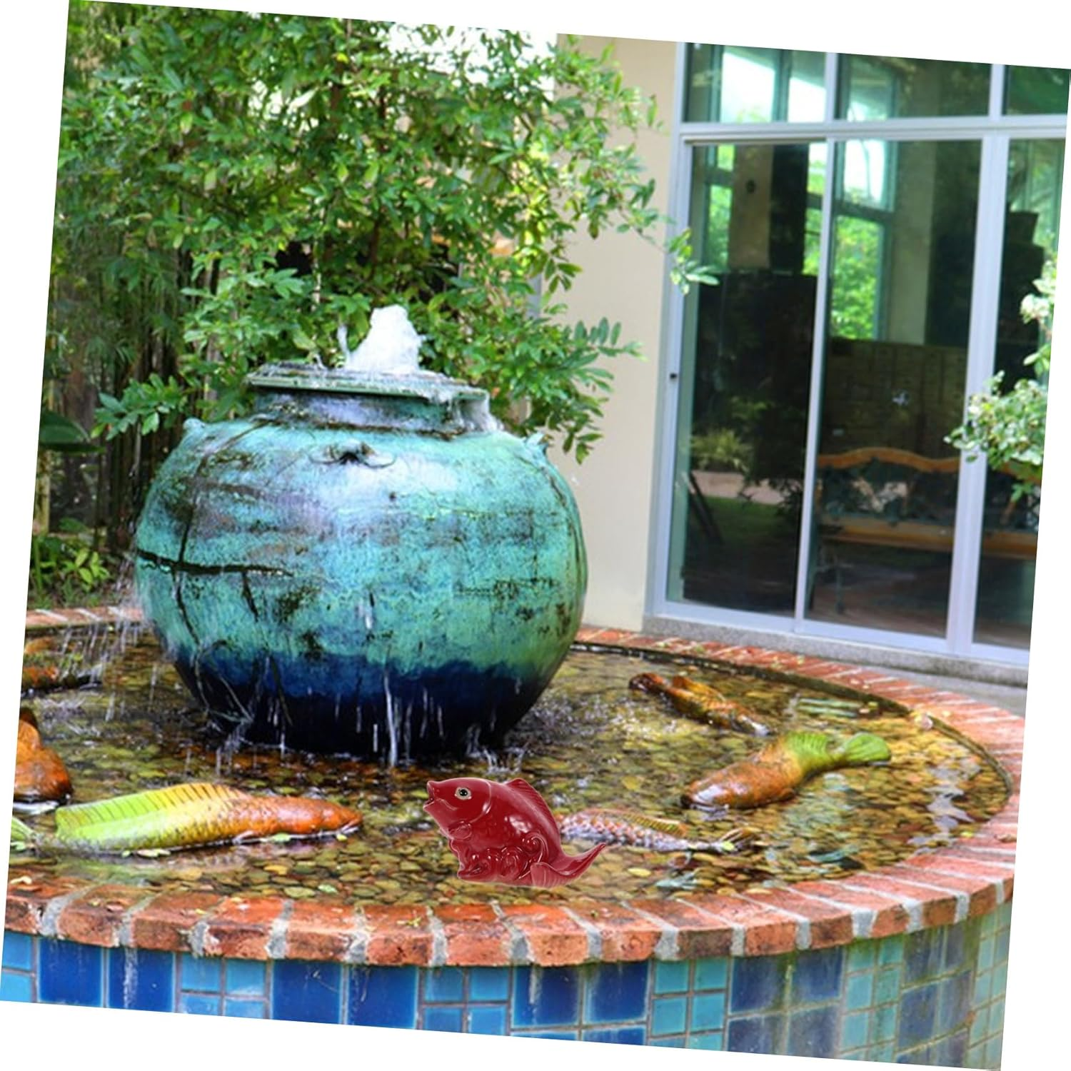Ceramic Carp Figure Outdoor Water Fountain Spray Ornament Garden Accessory Garden Decor for Landscaping and Home Decoration