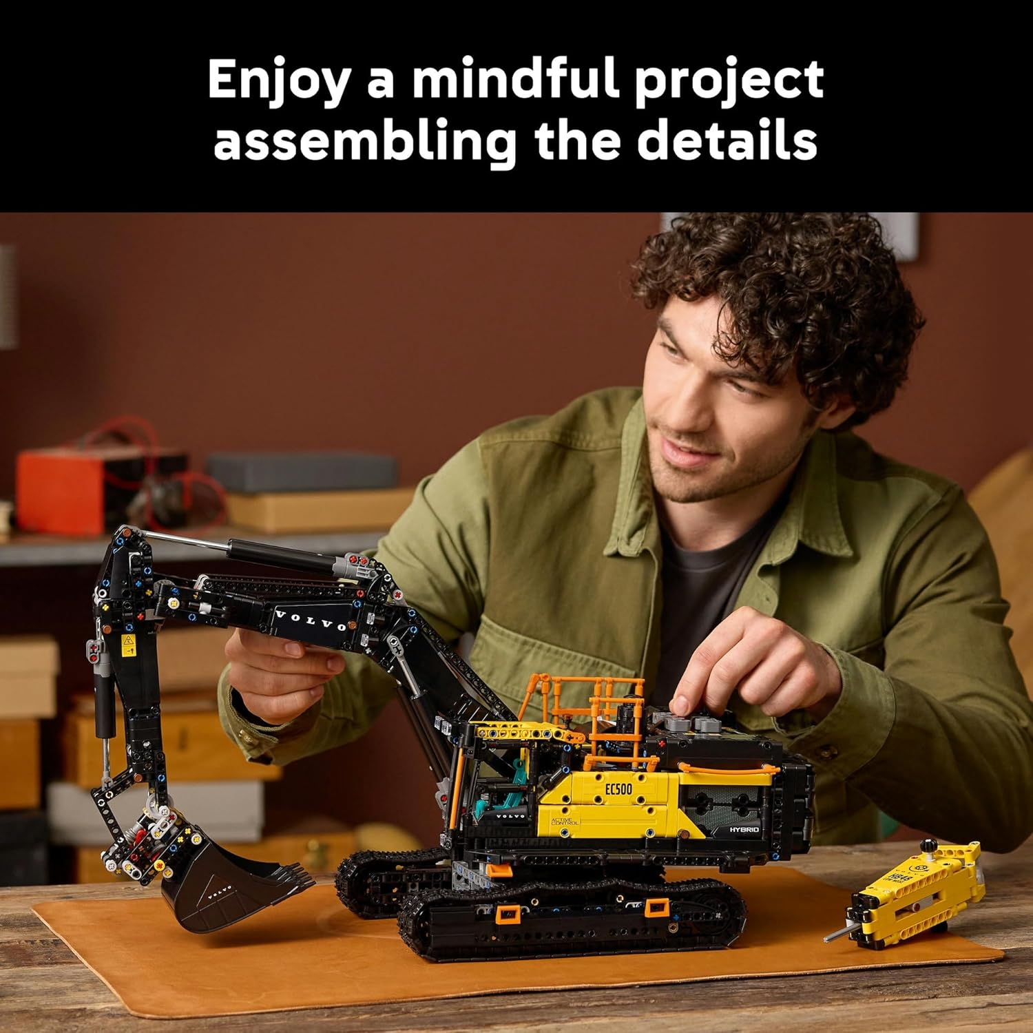 LEGO&reg; Technic Volvo EC500 Hybrid Excavator Set 42215 Motorised Construction Model Vehicle for Adults, Toy for Men, Women and Fans of Advanced Building Project Kits image number 6