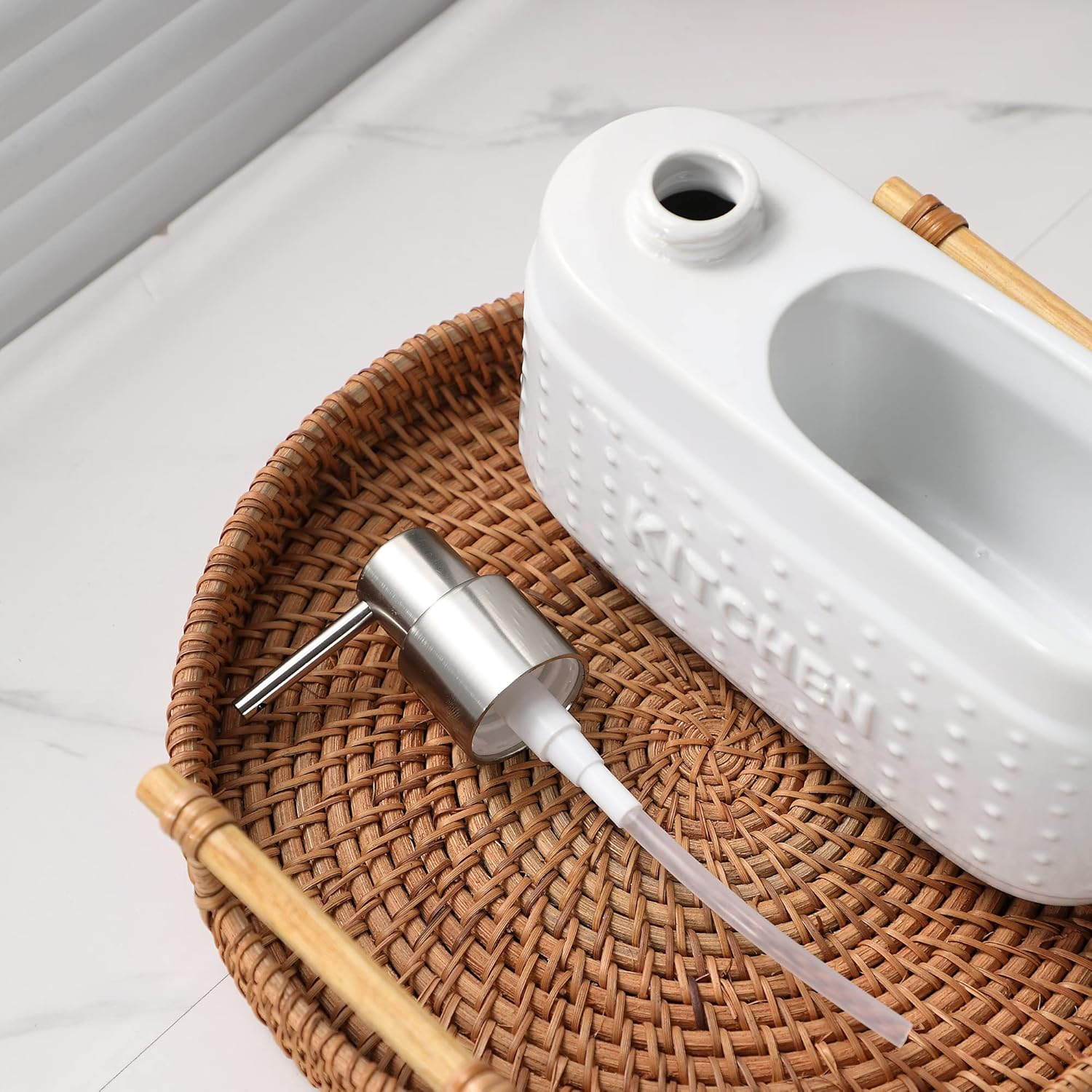 White Dish Detergent Dispenser for Kitchen Sink.Ceramic Dishwashing Liquid Dispenser with Sponge Holder -580Ml Large Capacity - Black image number 4