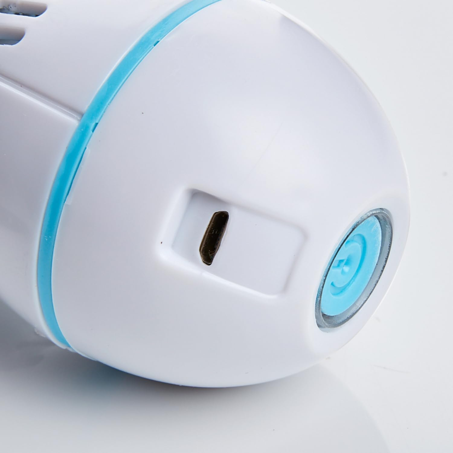 3 PAGEN Electric Callus Remover with 2 Attachments & 2 Speed Levels - Foot Care Device & Pedicure Kit for Callus Removal - Gentle & Clean - Includes Collection Container - Battery Operated image number 3