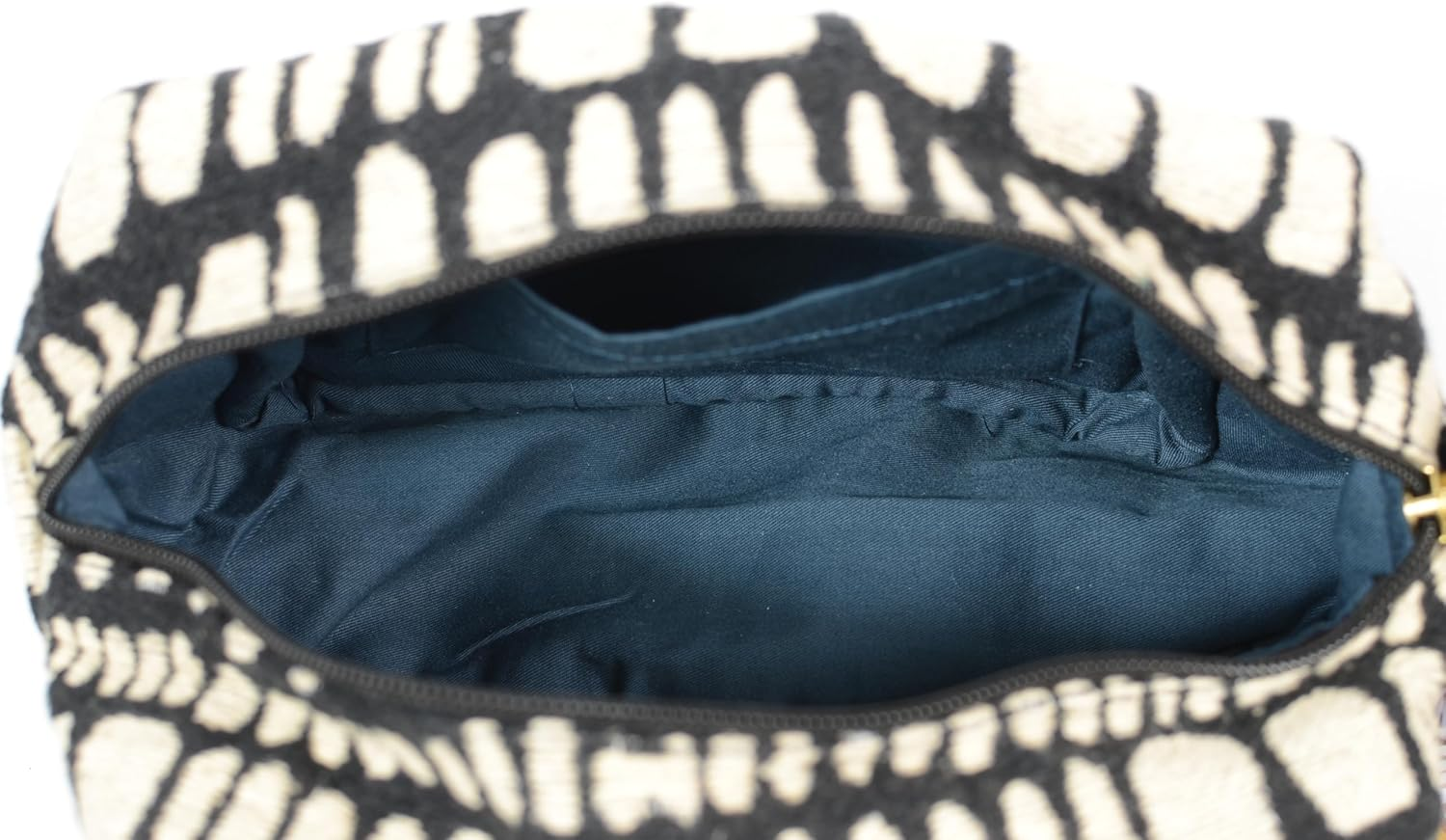 Friends Hill Gusseted Pouch, Dahl, Black image number 3