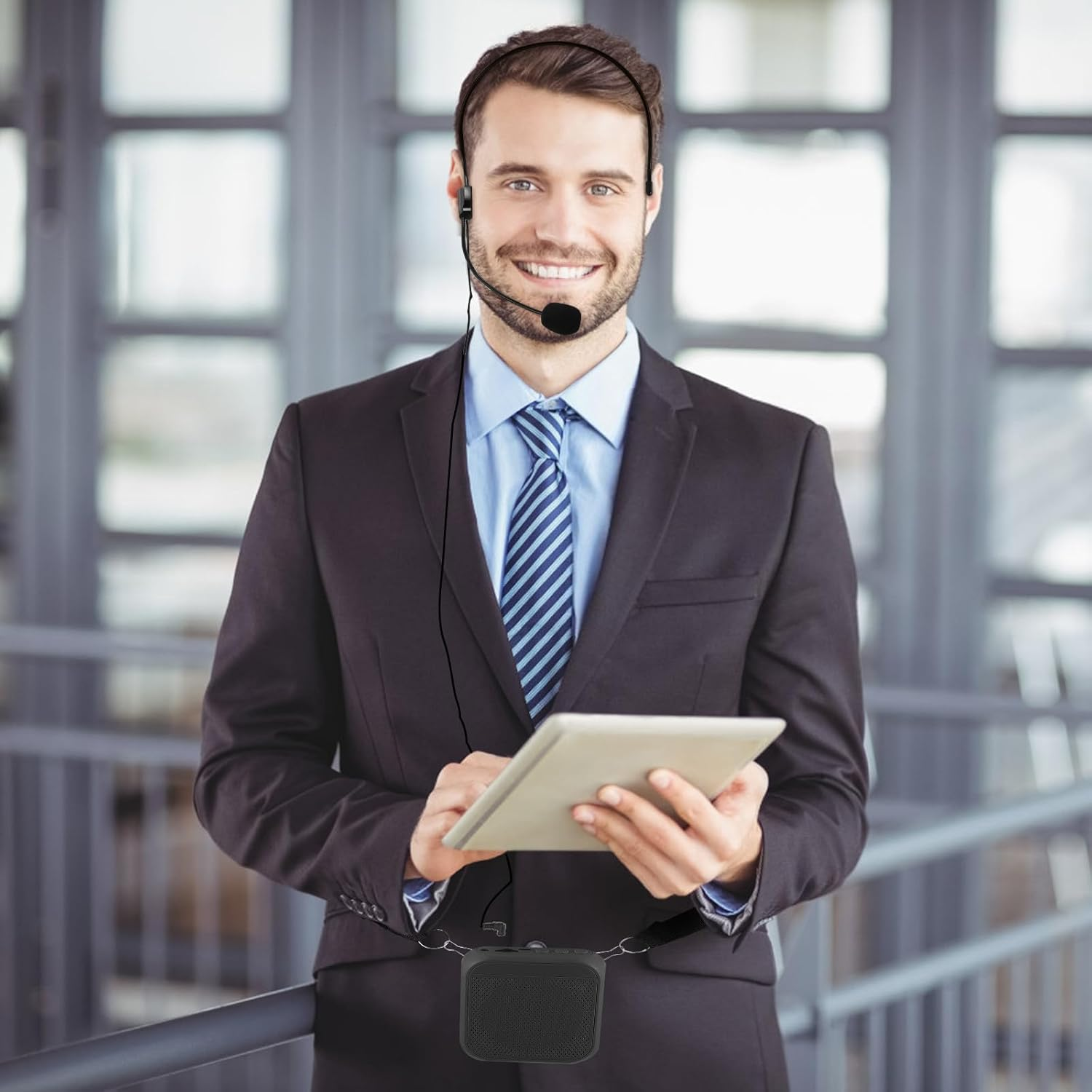 SEWACC Wireless Voice Amplifier Portable Loud-Speaker Small Wireless Connection Speaker for Street Vendors and Tour Guides Dc3.7V Power, Black Portable Amplifier for Outdoor Use image number 1