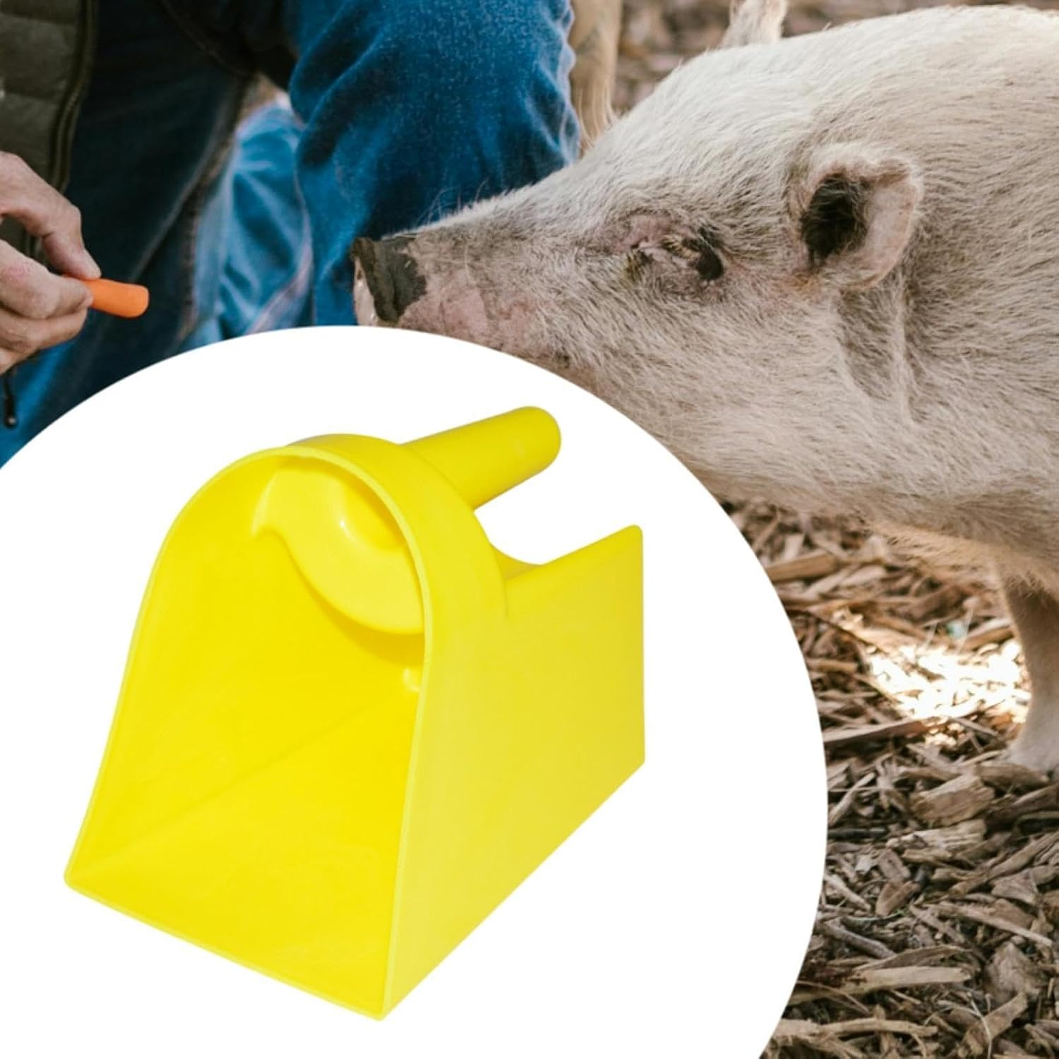 Harayaa Heavy Duty Grain Scooper, Enclosed Feed Scoop Animal Feed Scooper for Livestock, Horse, Homesteaders image number 4