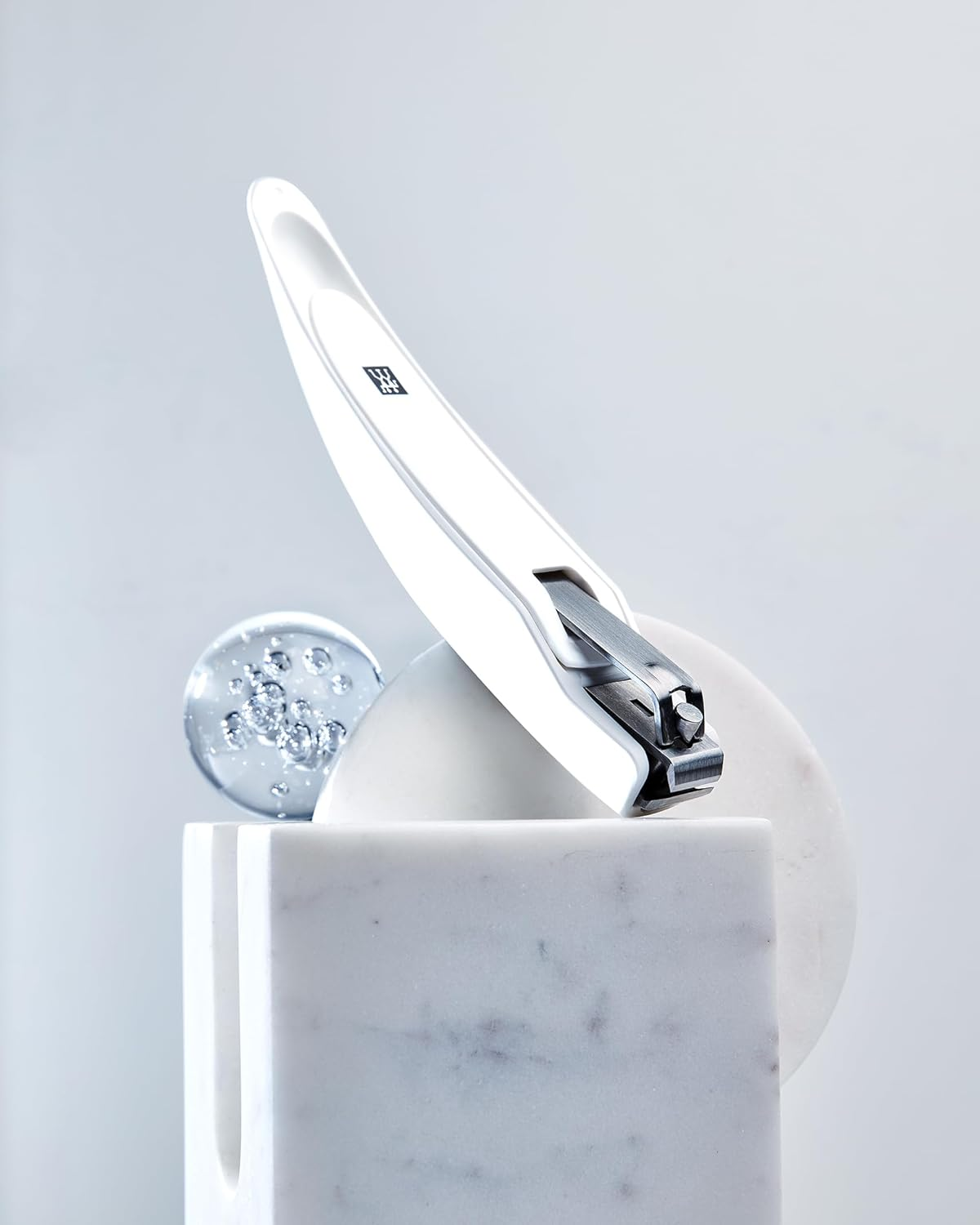 ZWILLING Toenail Clippers (With Nail Catcher, Extra Large, Sharp Straight Edge, for Left and Right Handers), Premium, White, 145 Mm