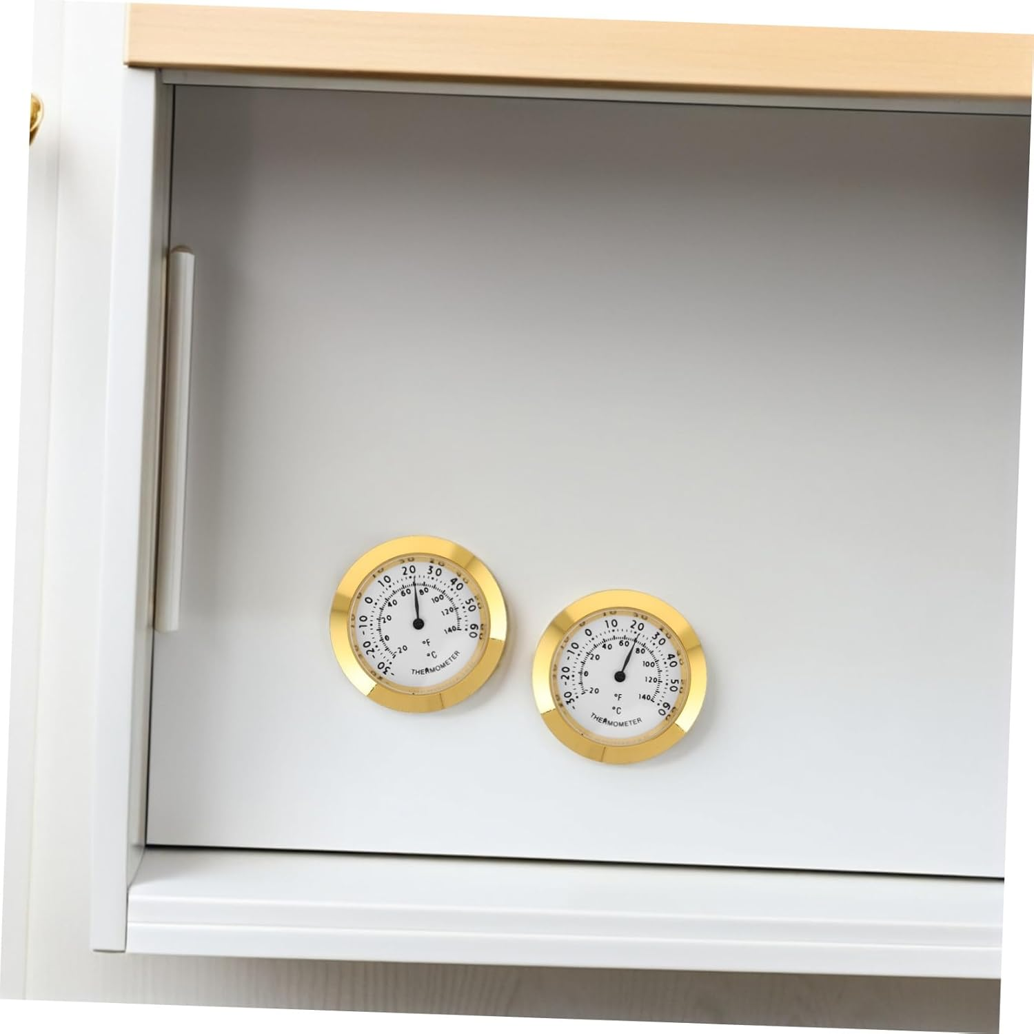 STAHAD 2Pcs Mini round Temperature and Humidity Monitor for Home Office Nursery Accurate Analog Hygrometer Gauge for Guitar Cases and Indoor Environment Portable Gold Dial