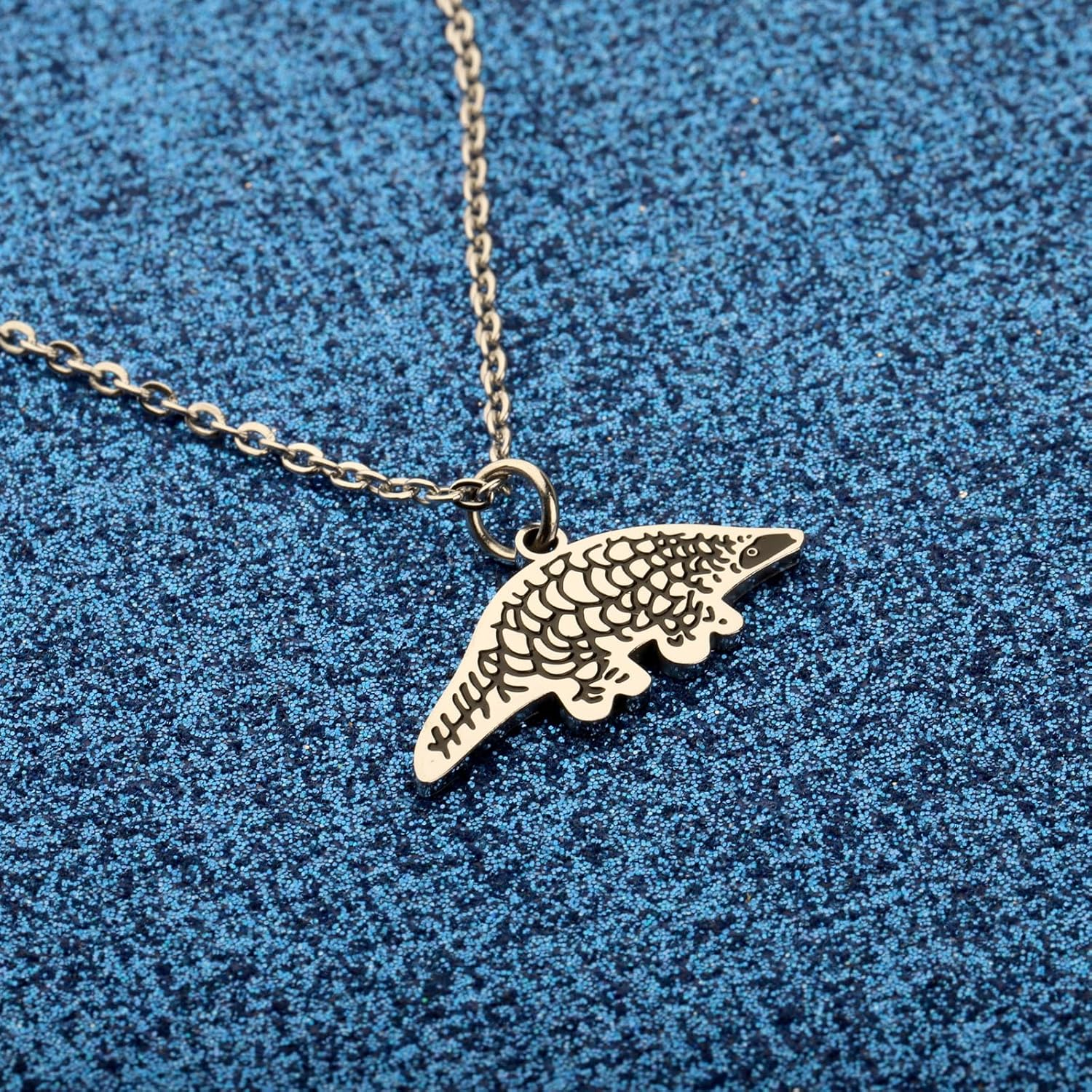 WUSUANED Pangolin Pendant Necklace Pangolin Charm Jewelry Animal Lover Gifts Pangolin Lover Gift image number 2