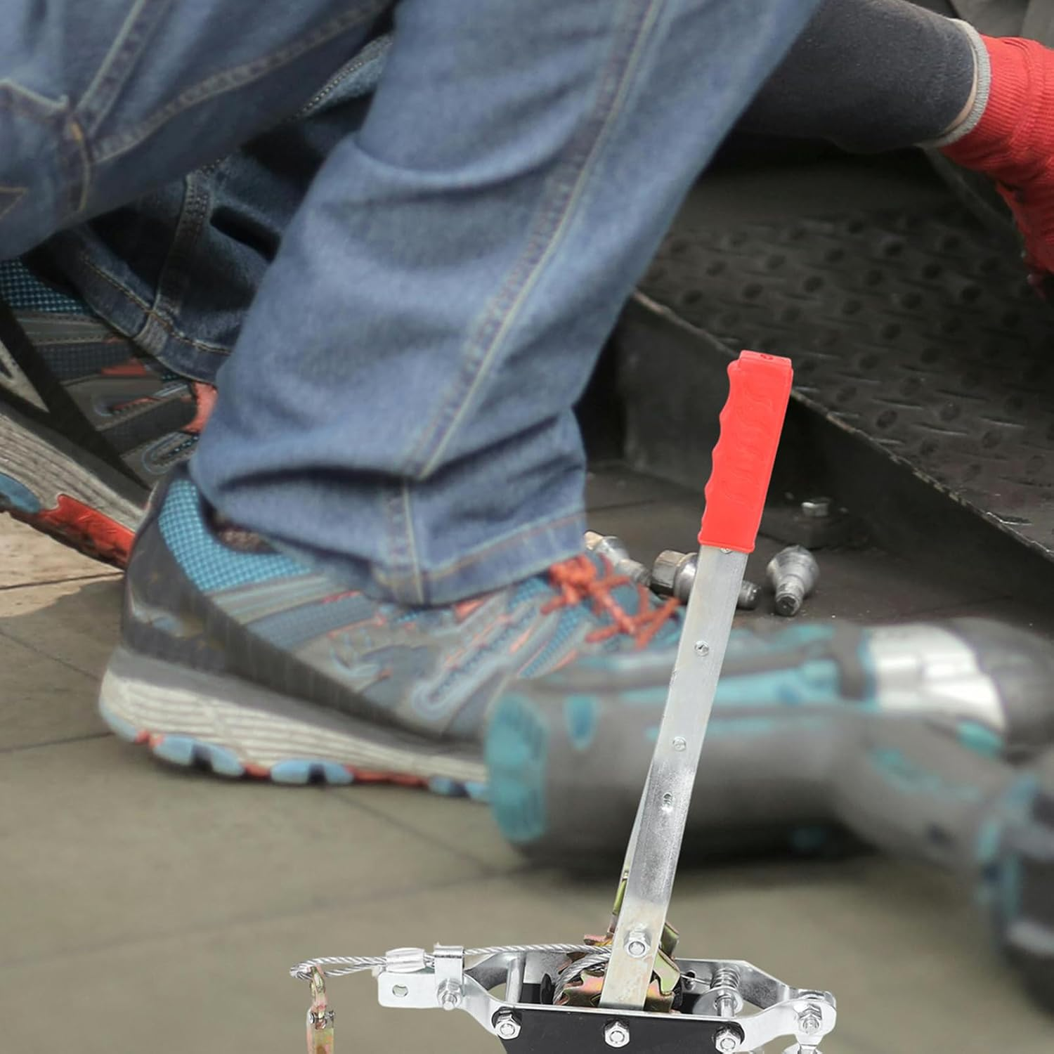 Gatuida Cable Tightener Tool Wire Rope Pulling and Tensioning Device Capacity for Securing Cargo and Tightening Goods for Automotive and Heavy-Duty Use image number 3