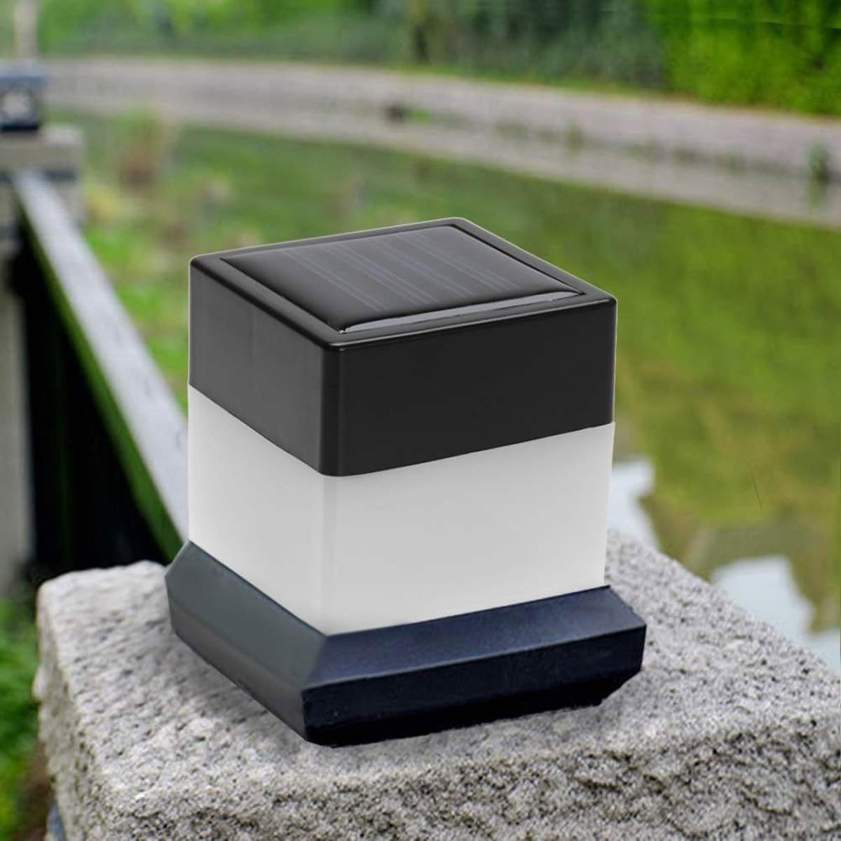 DOITOOL 4 Pcs Landscape Lamp Pillar Lights Post Lights Garden Light Outdoor Led Solar Lights Solar Fence Light Solar Fence Lamp Outdoor Solar Light Garden Lamp Street Light the Fence image number 4