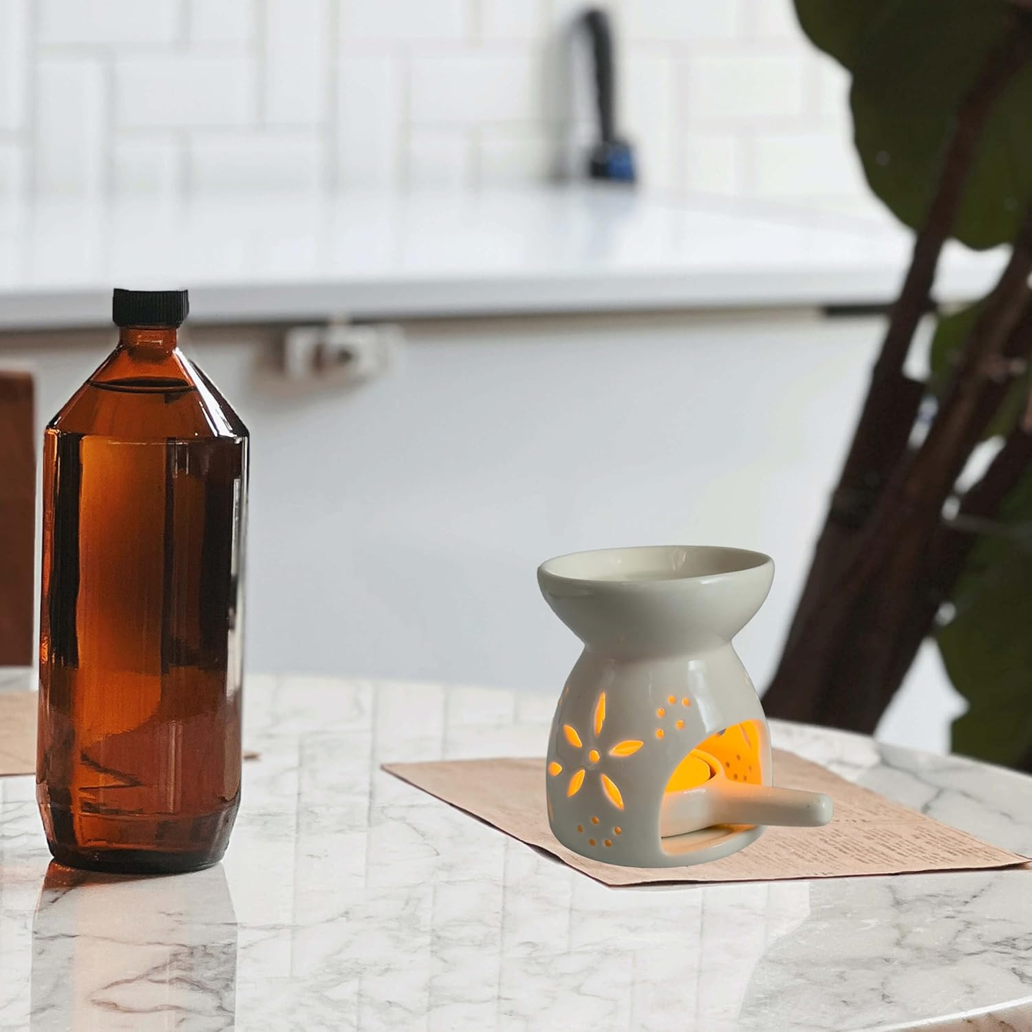 White Oil Burner Set, Tea Light Wax Melt Warmer with Tea Wax Tray, Essential Oil Diffuser, Oil Burner for Scented Oil image number 6