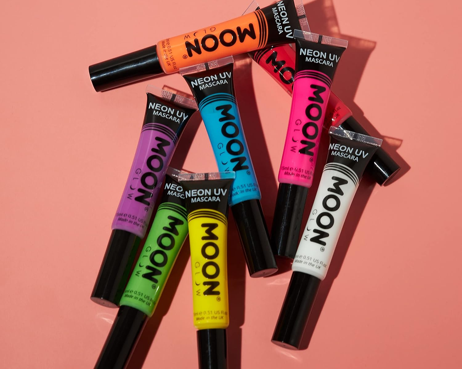 Moon Glow - Neon UV Mascara 15Ml White - Glows Brightly under UV Lighting image number 2