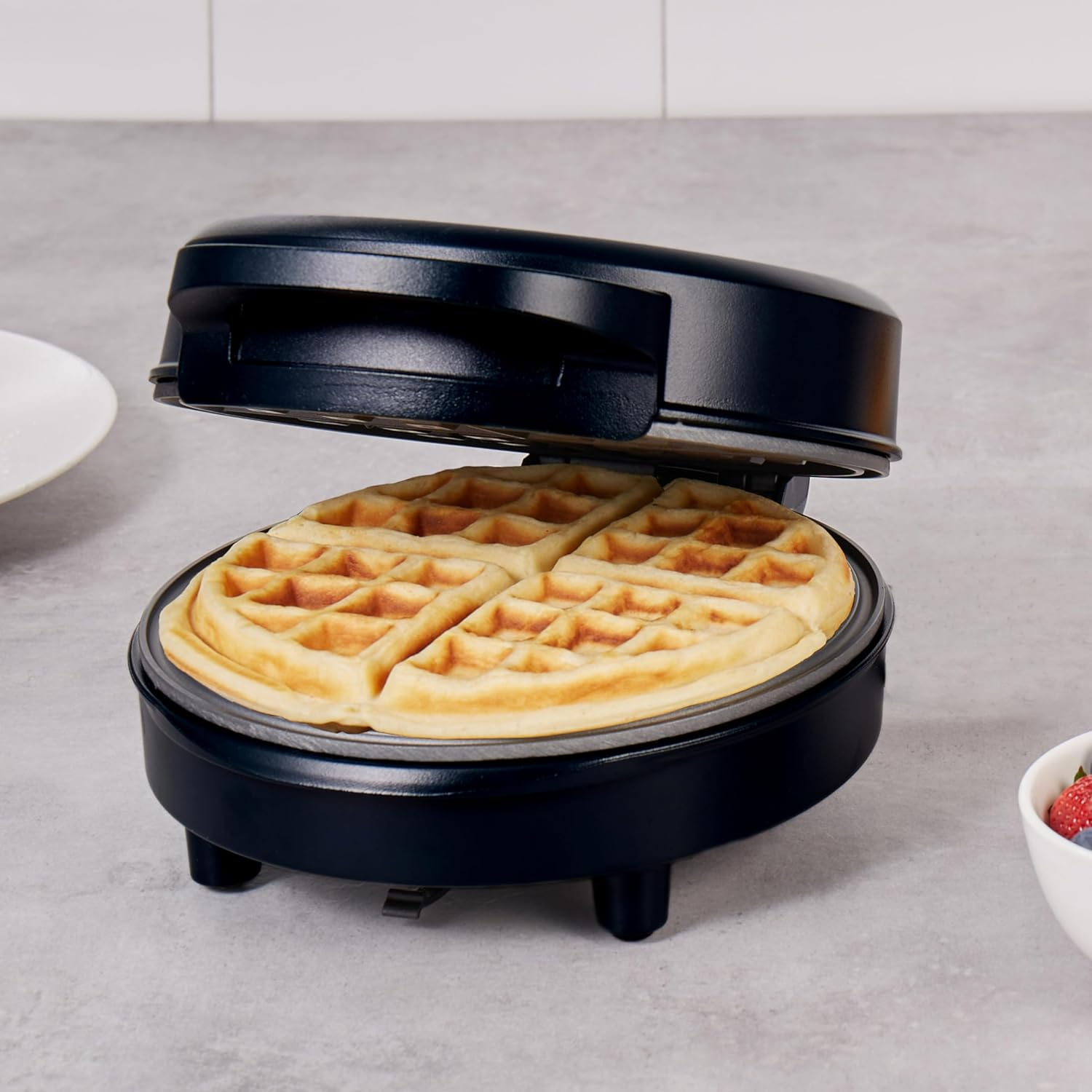 Davis & Waddell Electric Waffle Maker, 20.6 X 10.8 X 25.7 Cm Size image number 2