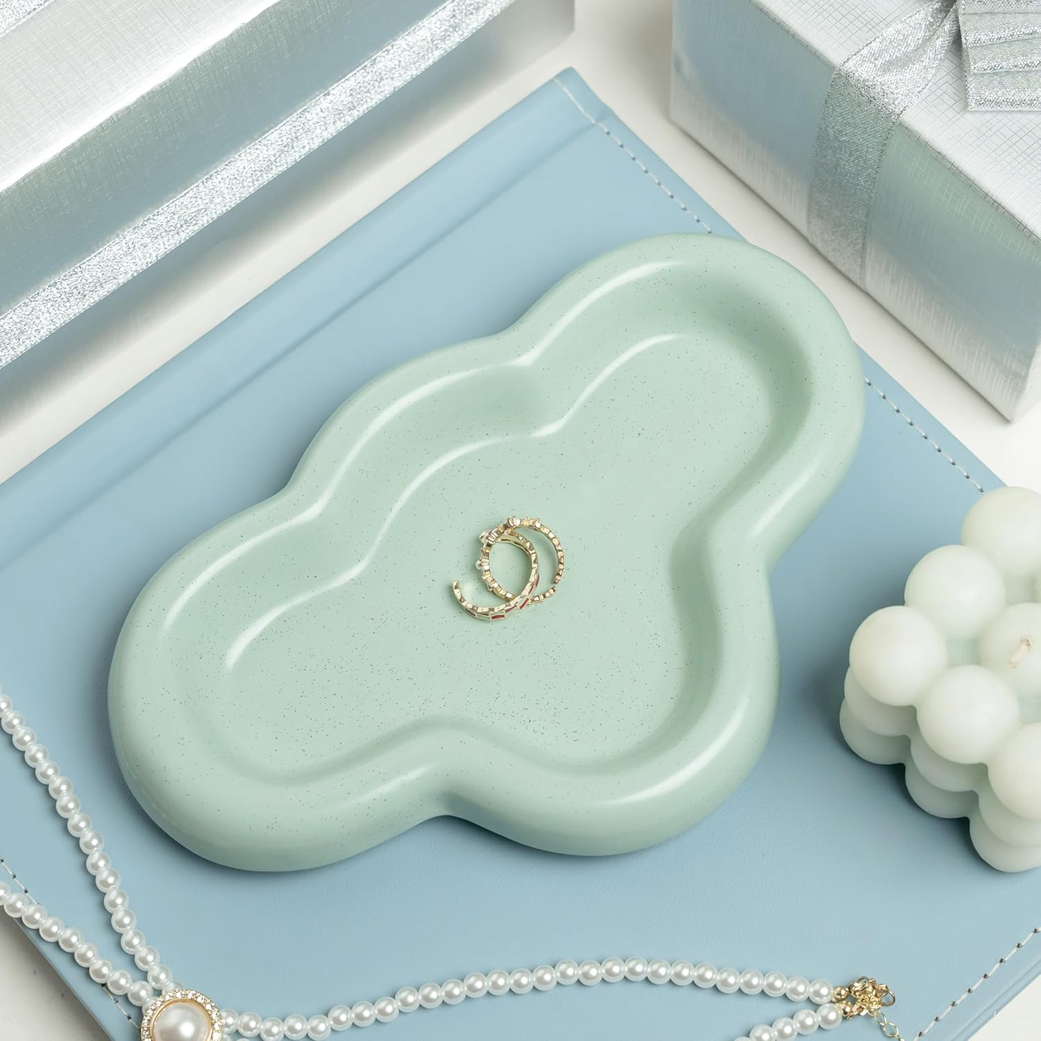 Cloud Trinket Dish, Chubby Jewelry Tray, Ceramic Jewelry Ring Trinket Dish for Rings Earrings Necklace Organizer, Mother'S Day Thanksgiving Christmas Birthday Bridesmaid Gifts (T-Green) - Cr&egrave;me image number 5