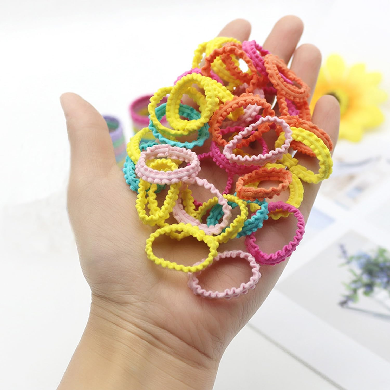 Hair Bobbles Girls, Suiyeejan Baby Elastic Hair Ties, Mini Seamless Hair Bands, Hair Band, Baby Multicoloured Soft Cable Scrunchie for Girls, Children, Toddlers (Black, Pack of 50)