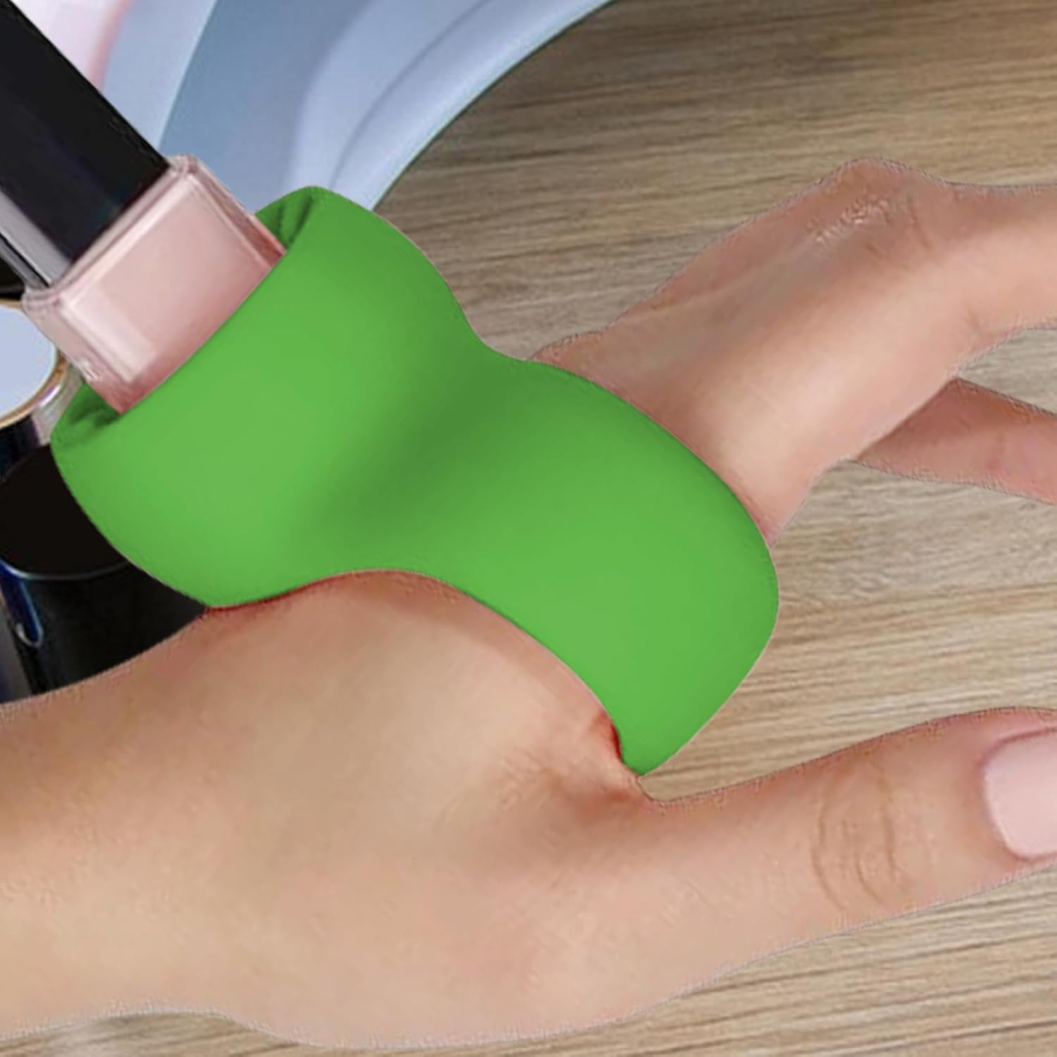 Shurzzesj Nail Polish Holder | Wearable Anti-Spill Organizer,Strong Grip Airlock Suction Silicone Nail Polish Holder for Salon Design