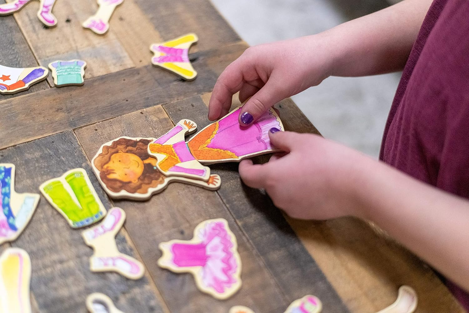 TS Shure by Bendon Daisy Girls 40-Piece Wooden Magnetic Dress up Doll 50463 image number 6