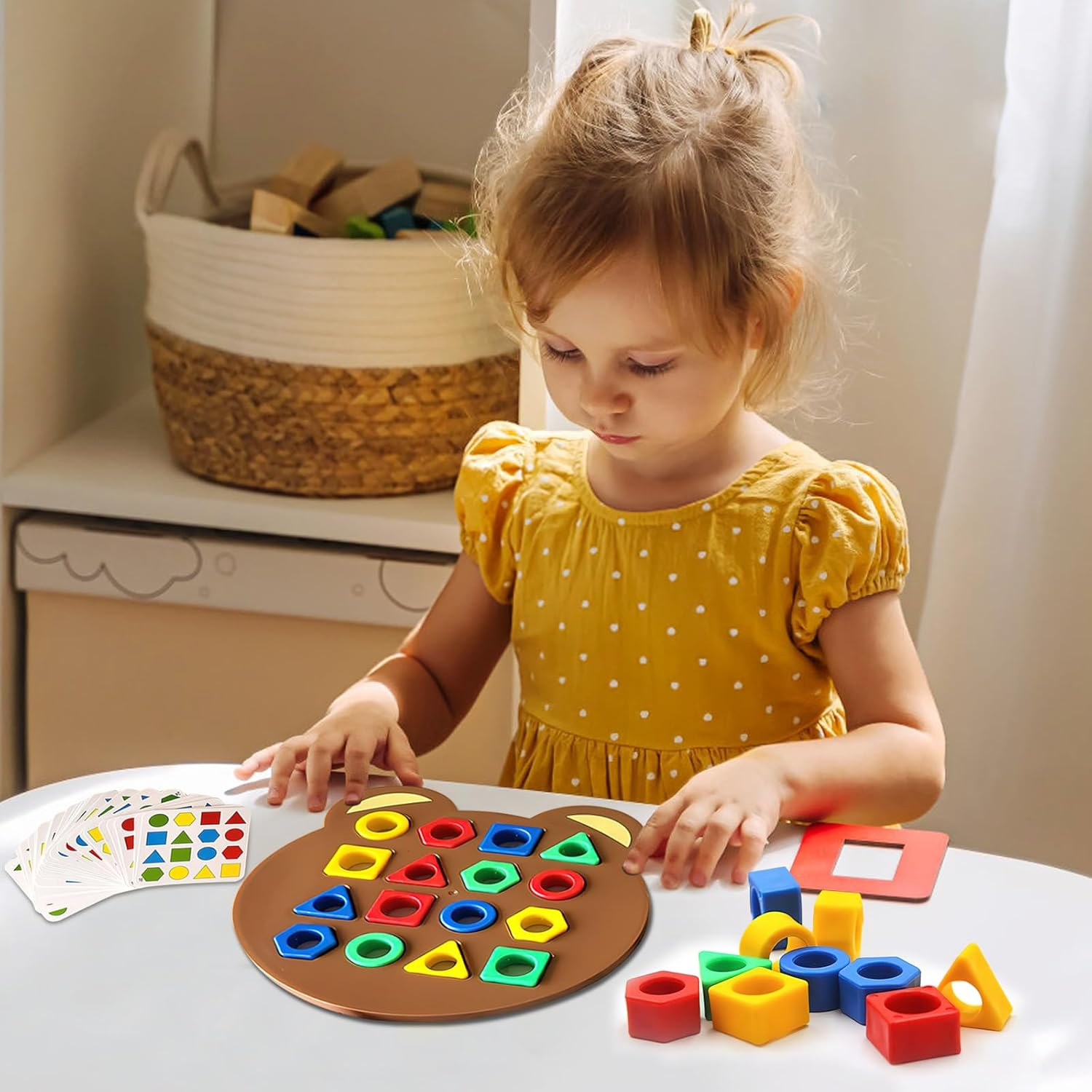 Shape Game: Shape Matching Puzzle, Montessori Toys, Sensory Learning Toy, 3+ Years, 2 Game Disks, 32 Matching Blocks, 30 Cards image number 6