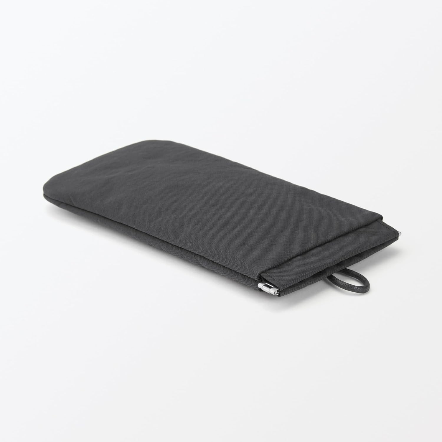 無印良品 リンクルナイロン 片手で開くフラットポーチ M image number 3