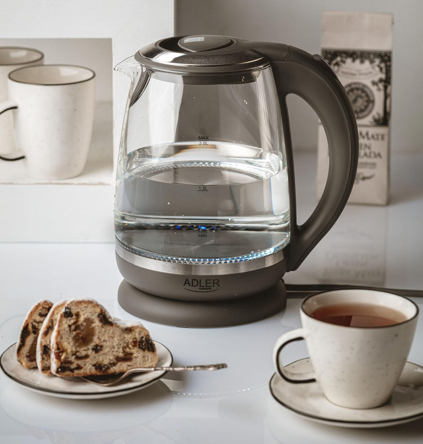 Adler AD 1286 Glass and Plastic Kettle, 2L, 2000 W, LED Lighting, Glass Kettle for Tea, Limescale Filter, Automatic Shut-Off, Stainless Steel Immersion Heater, Grey Transparent/Grey image number 5