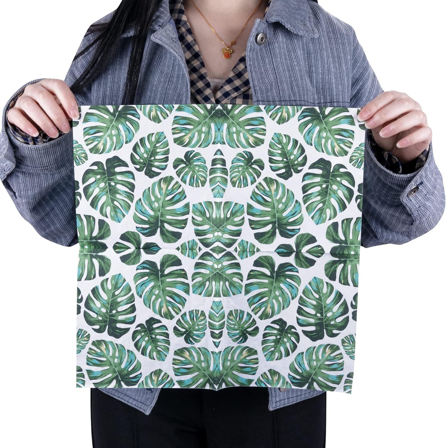 Wehhbtye 100PCS Tropical Plam Paper Napkins-Green Hawaiian Luau Leaf Beverage Dinner Napkin,Round Summer Palm Leaves Cocktail Luncheon Napkins for Party Birthday Holiday Supplies Decor image number 1