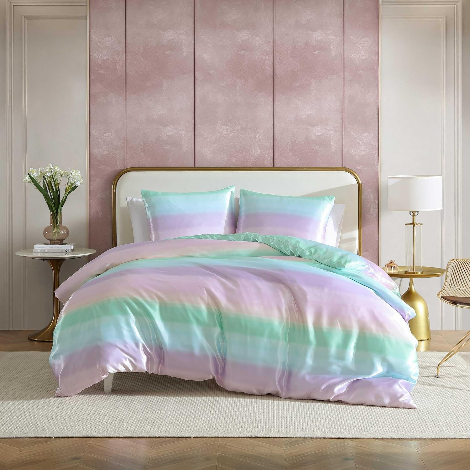 Betsey Johnson - Duvet Cover Set, Super Soft Satin Bedding with Matching Shams, inside Corner Ties for Secure Fit (Pastel Ombre Purple, Full/Queen)