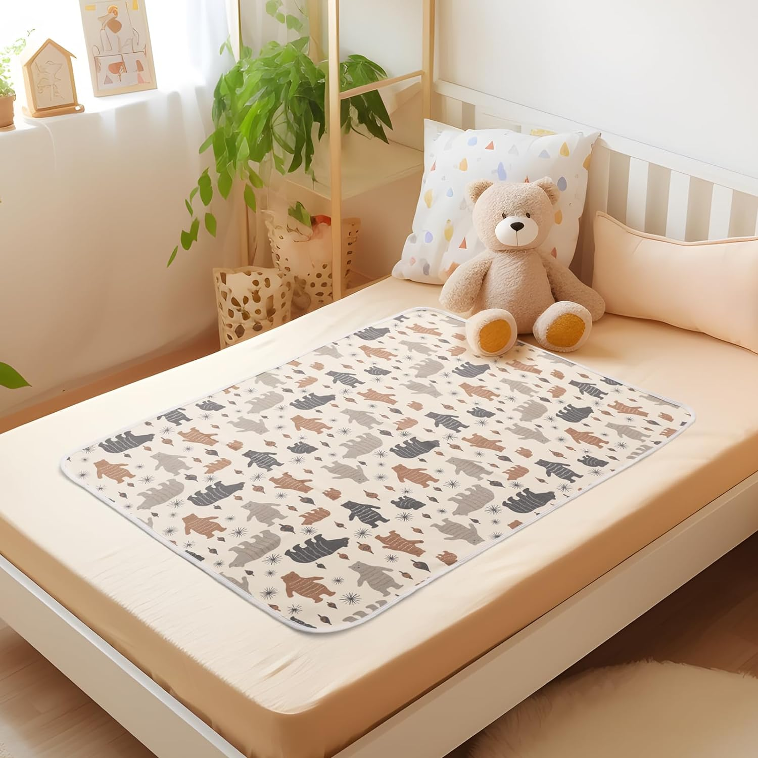 YIVEKO Baby Waterproof Bed Pad Washable Mattress Pad Reusable Underpads Bed Wetting Incontinence Cover for Baby Toddler Children and Adults - Forest Bear image number 5