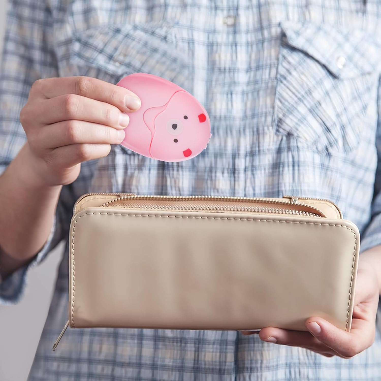 SUPVOX 3 Pcs Travel Soap Sheets Portable Paper Soap Flakes for Hand Washing Pp Material for Hiking and Travel Toiletries image number 4