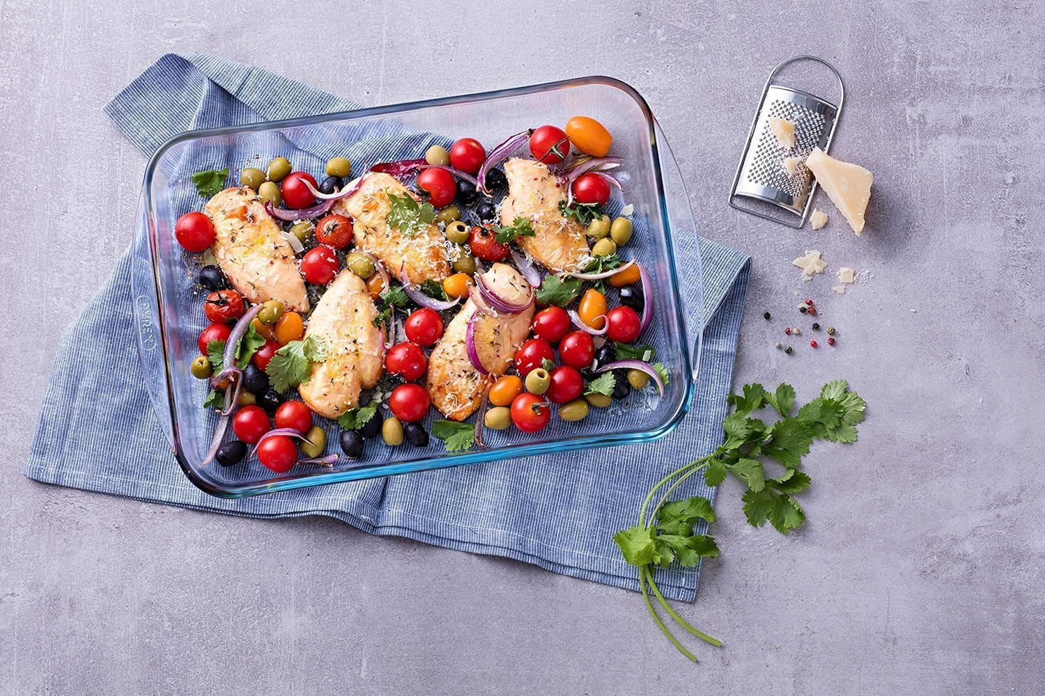 Pyrex Let'S Share Rectangular Roaster Set of 2 &ndash; Borosilicate Glass &ndash; Oven to Table Serving &ndash; Extreme Temperature & Thermal Shock Resistant image number 6