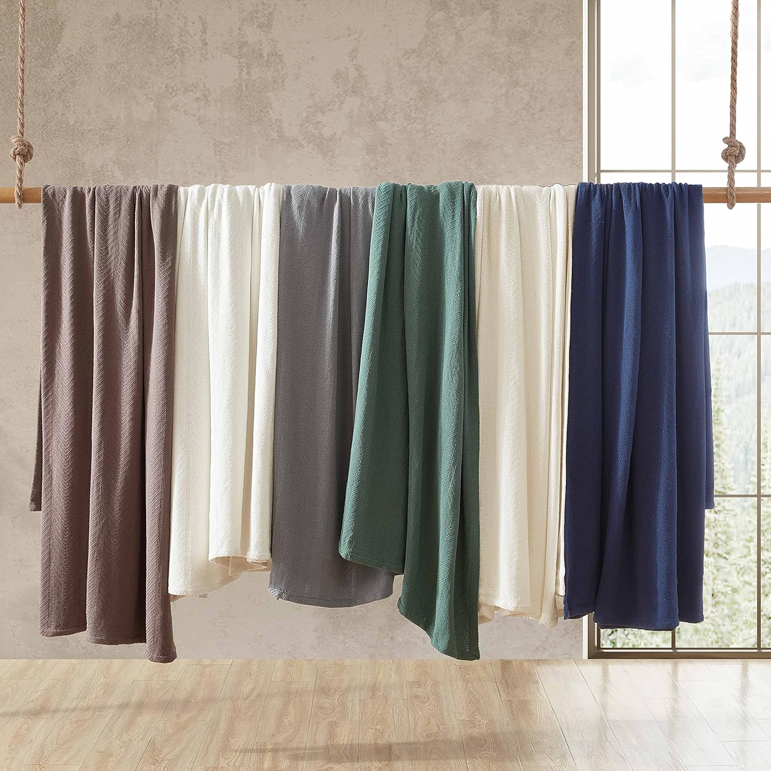 Eddie Bauer - Twin Blanket, Lightweight Cotton Bedding, Home Decor for All Seasons (Herringbone Green, Twin) image number 7